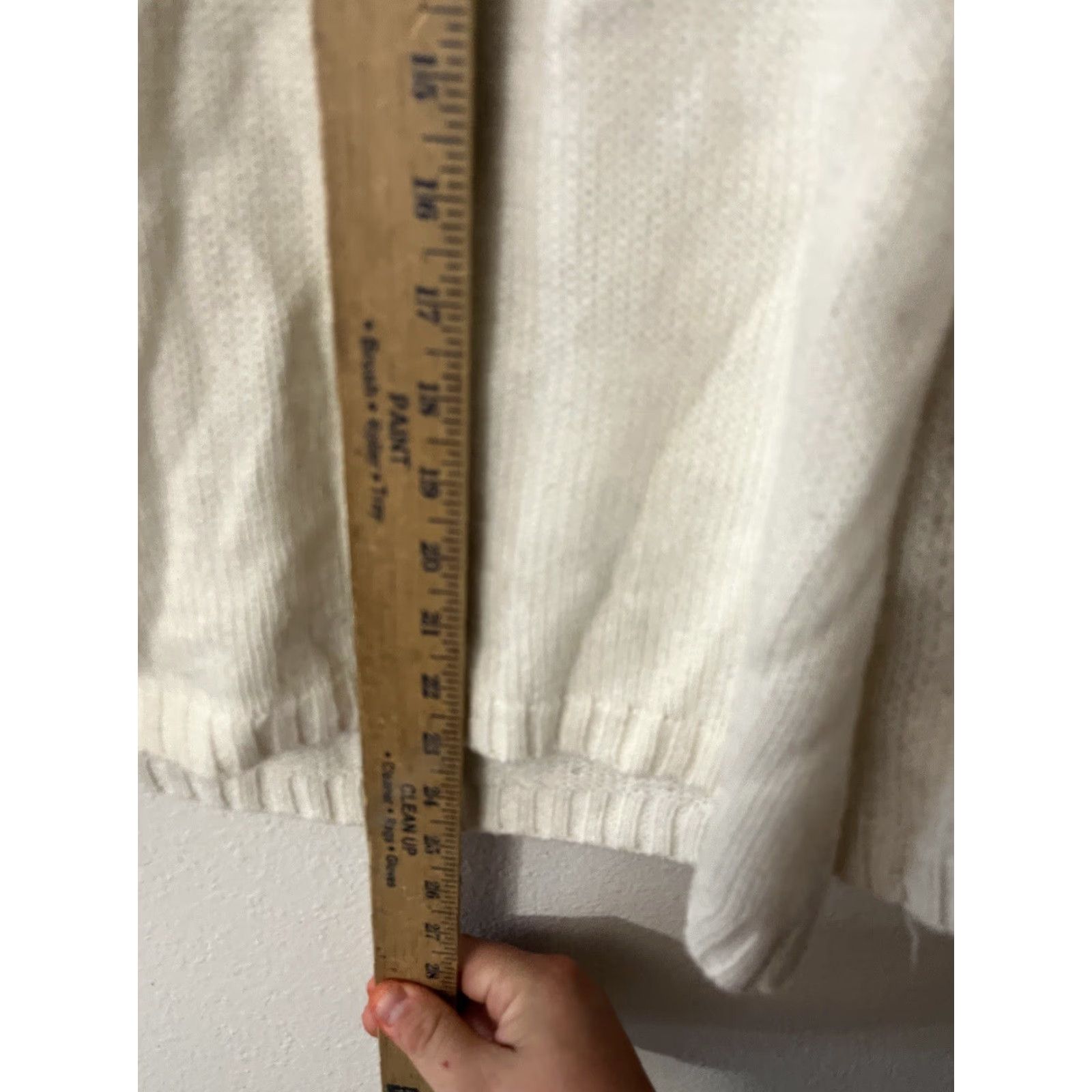 Vintage New York & Company White Cable-Knit Turtleneck Sweater - Medium Acrylic Blend, Pullover, Women, Knit, White, M, Classic Crew Neck, beauty Size M / US 6-8 / IT 42-44 - 4 Thumbnail
