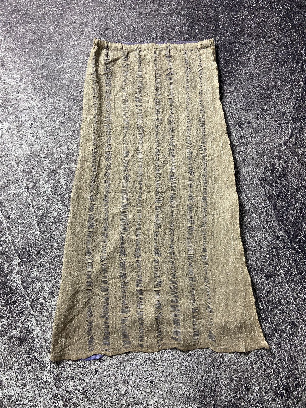 Japanese Brand Yoshiki hisihinuma pleated midi skirt Size 32" / US 10 / IT 46 - 1 Thumbnail