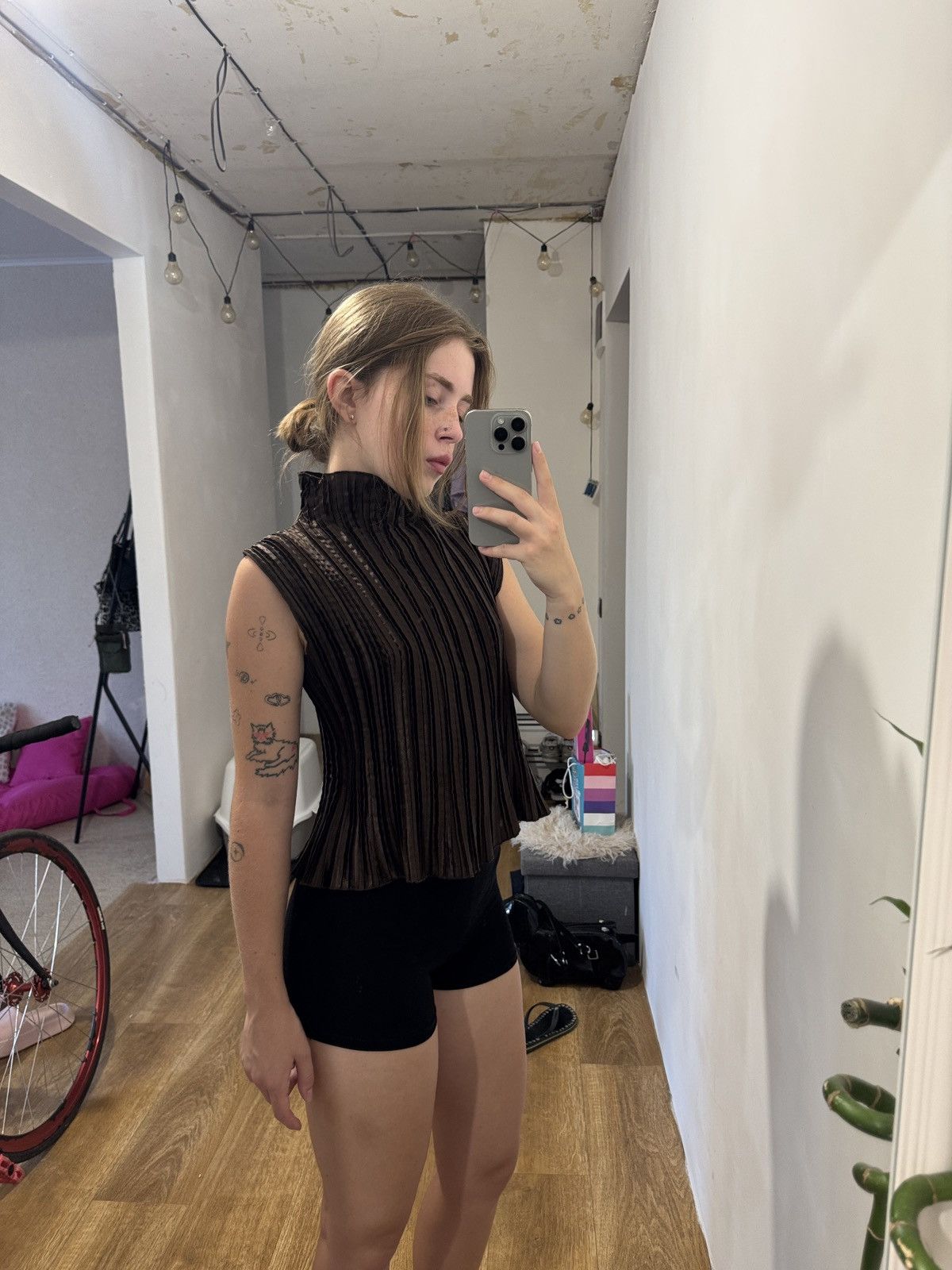 Vintage ISSEY MIYAKE STYLE BROWN PLEATED TANK TOP Size ONE SIZE - 2 Thumbnail