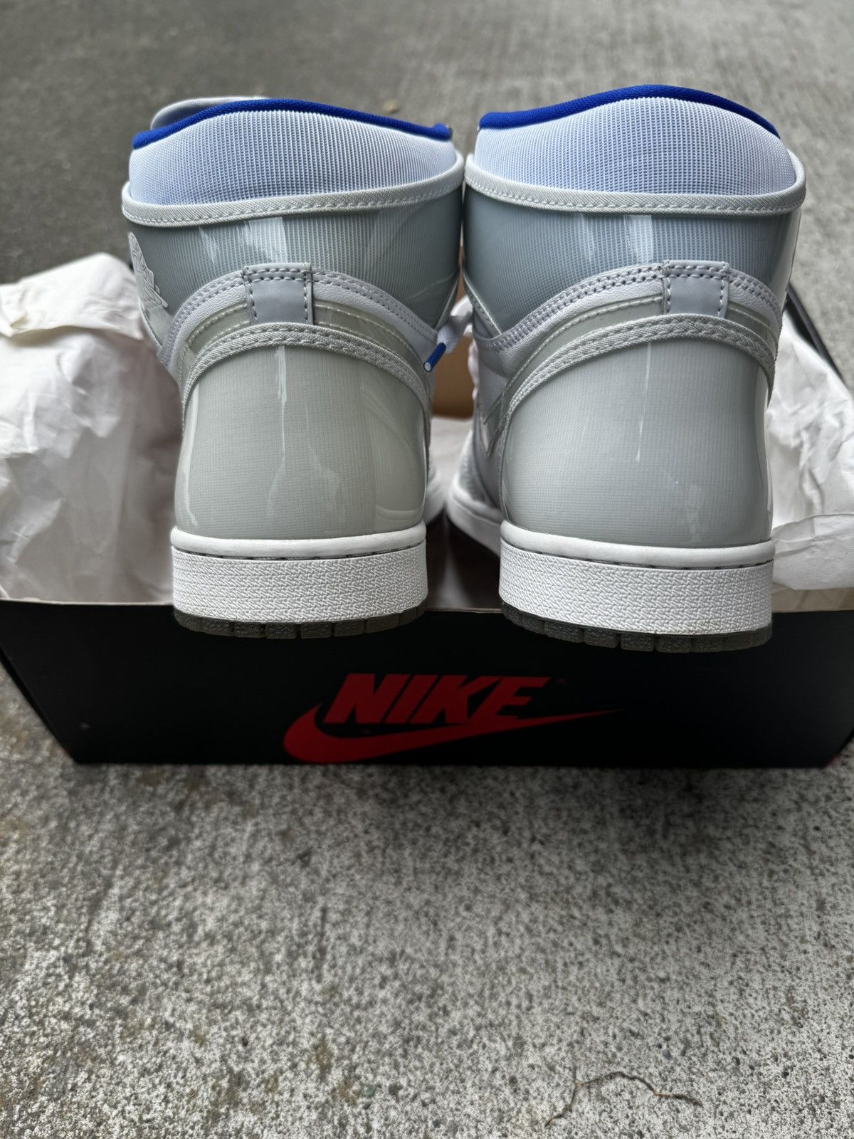 Jordan Brand × Nike Jordan 1 hi zoom air Size US 11 / EU 44 - 6 Thumbnail