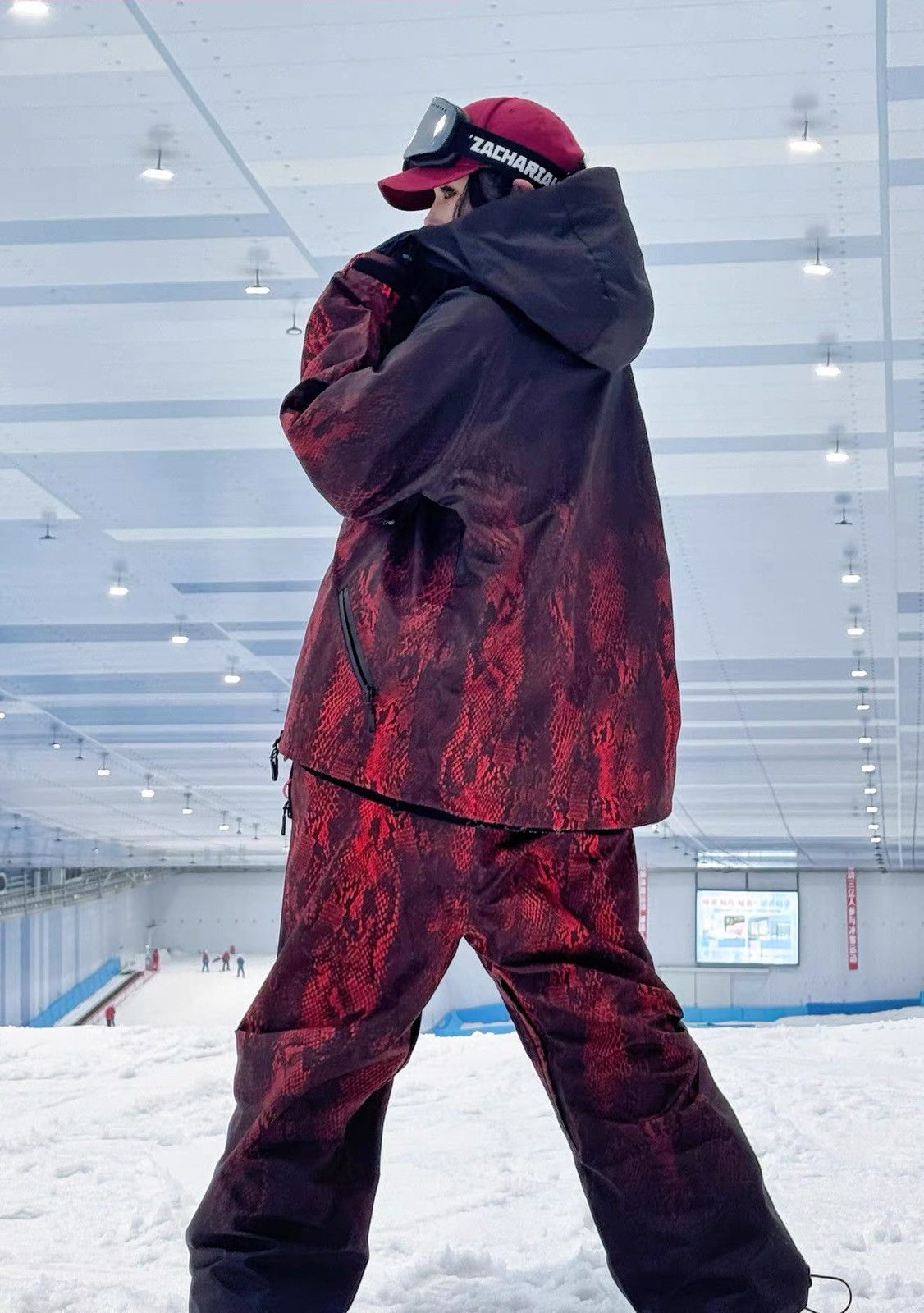 Other Red Scale Snake Pattern Outdoor Windproof Ski Suit Size US 32 / EU 48 - 18 Thumbnail