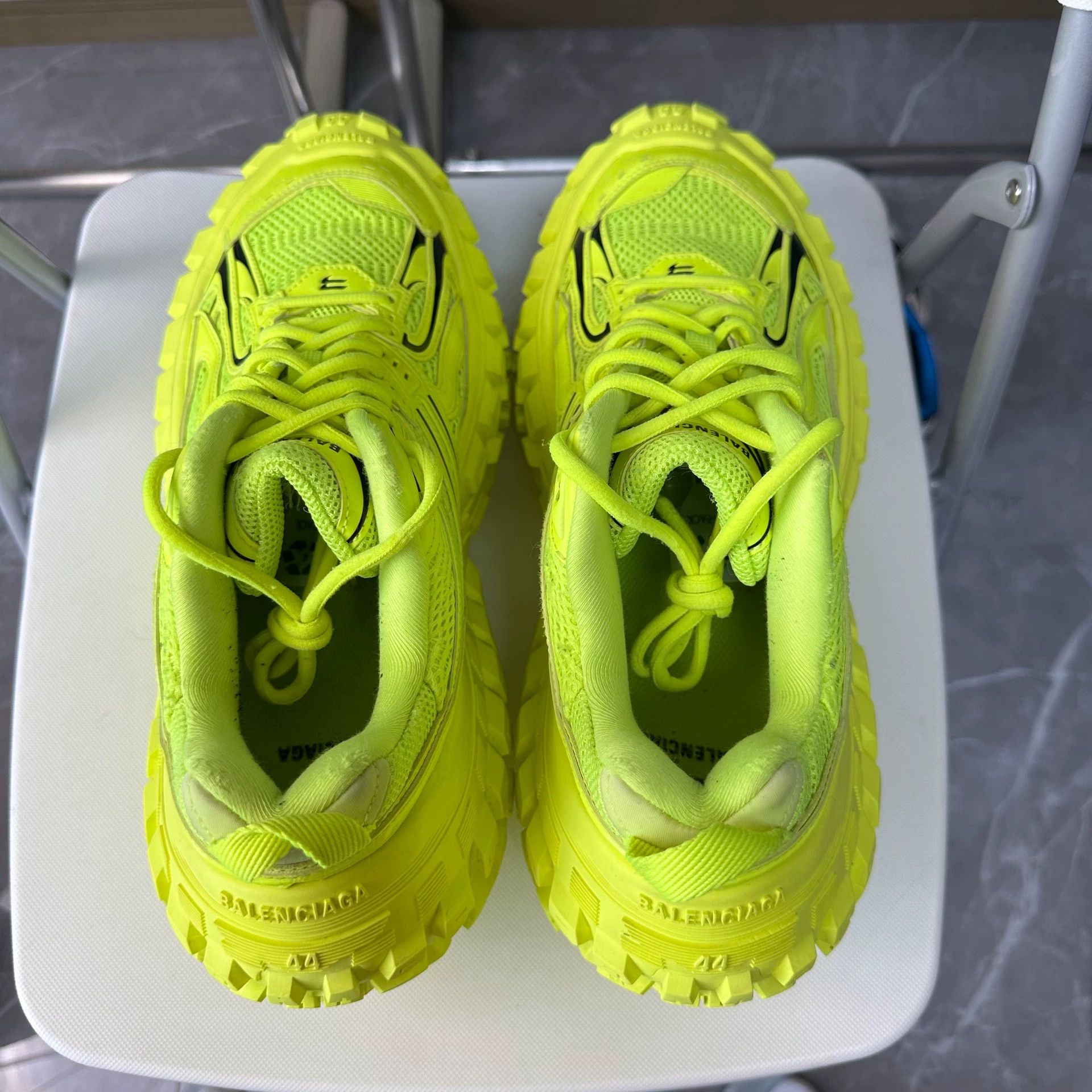 Balenciaga Balenciaga Defender BOUNCER Men's Neon Green Sneaker 44 Size US 11 / EU 44 - 4 Thumbnail