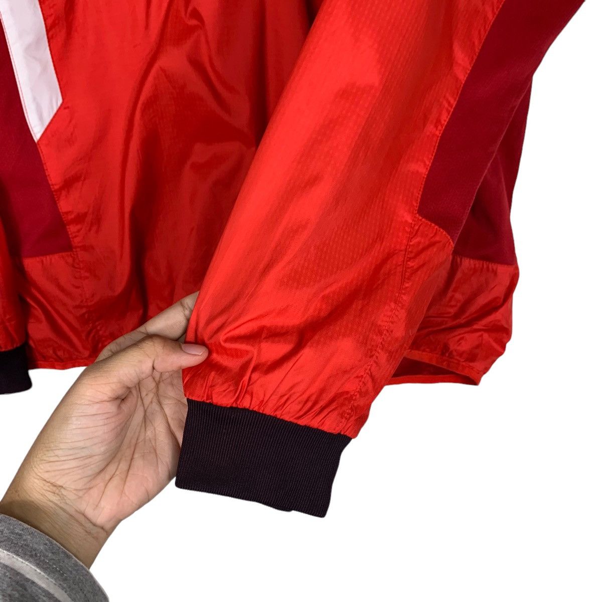 Nike NIKE Red Jersey #0995-C44 Size US L / EU 52-54 / 3 - 9 Thumbnail