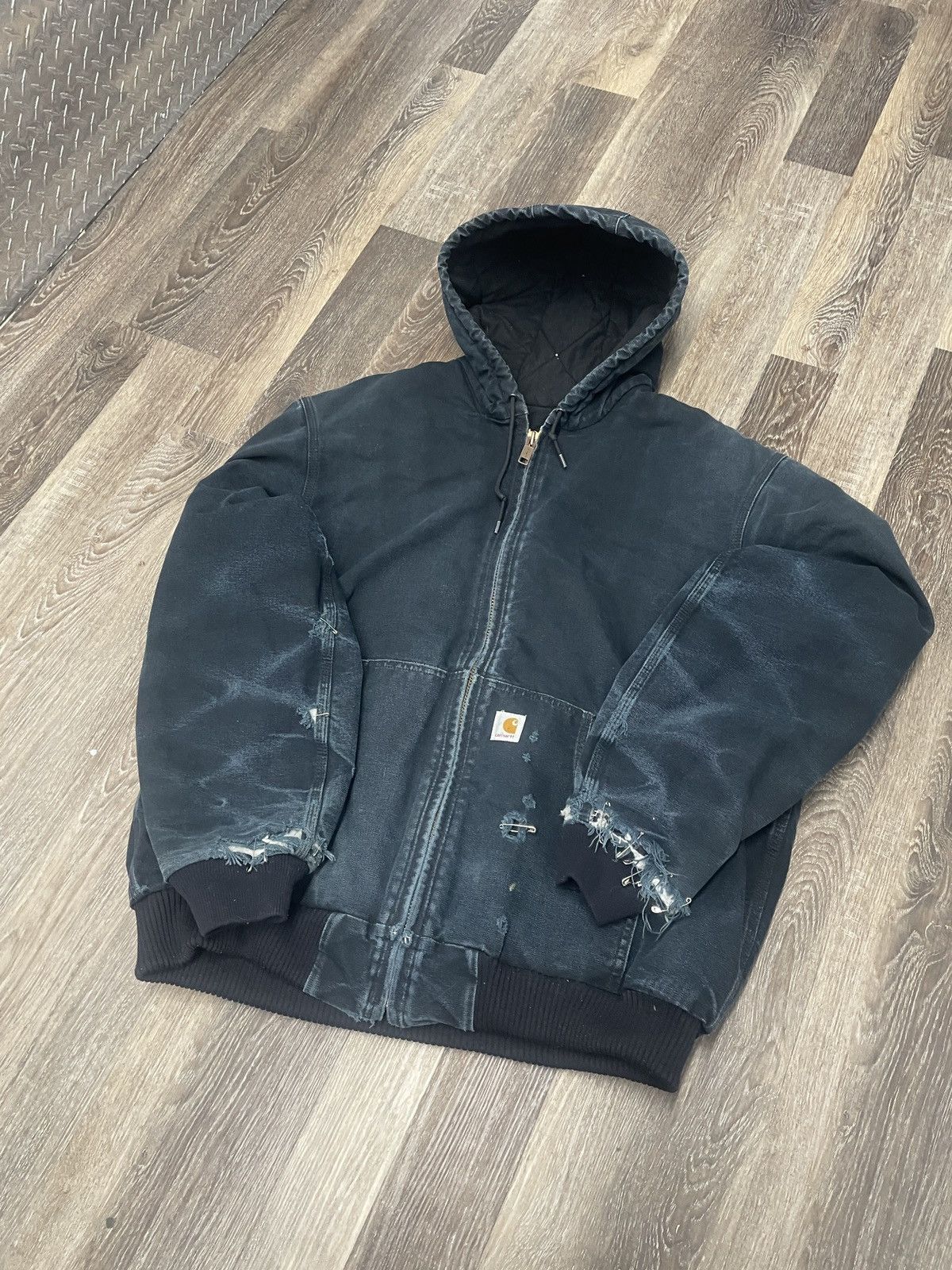 Carhartt Faded and Distressed Carhartt hooded active jacket Size US XL / EU 56 / 4 - 8 Thumbnail