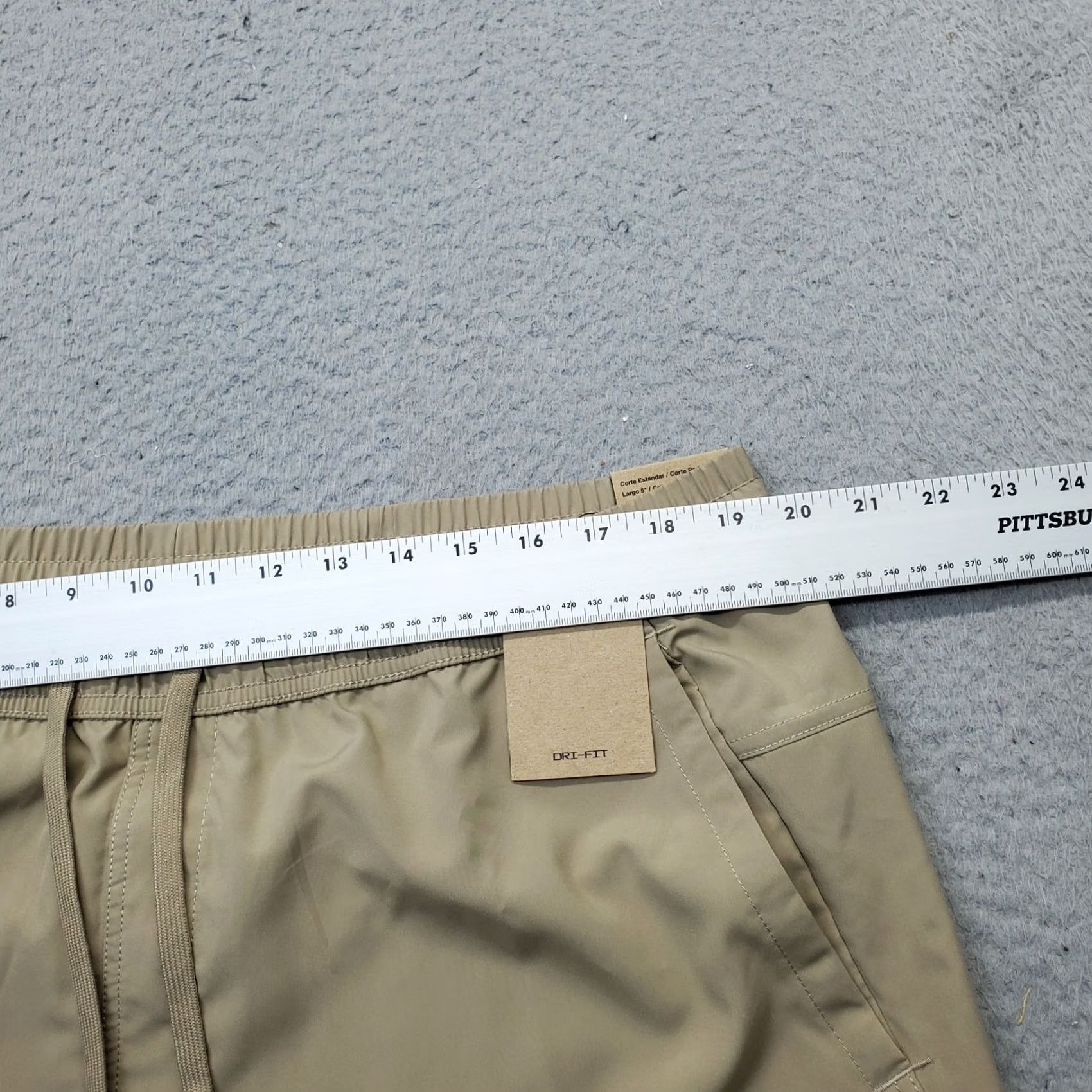 Nike Nike Running Shorts Mens XL Tan Four-Way Stretch Drawstring Waist Activewear Shorts Size US 36 / EU 52 - 6 Thumbnail