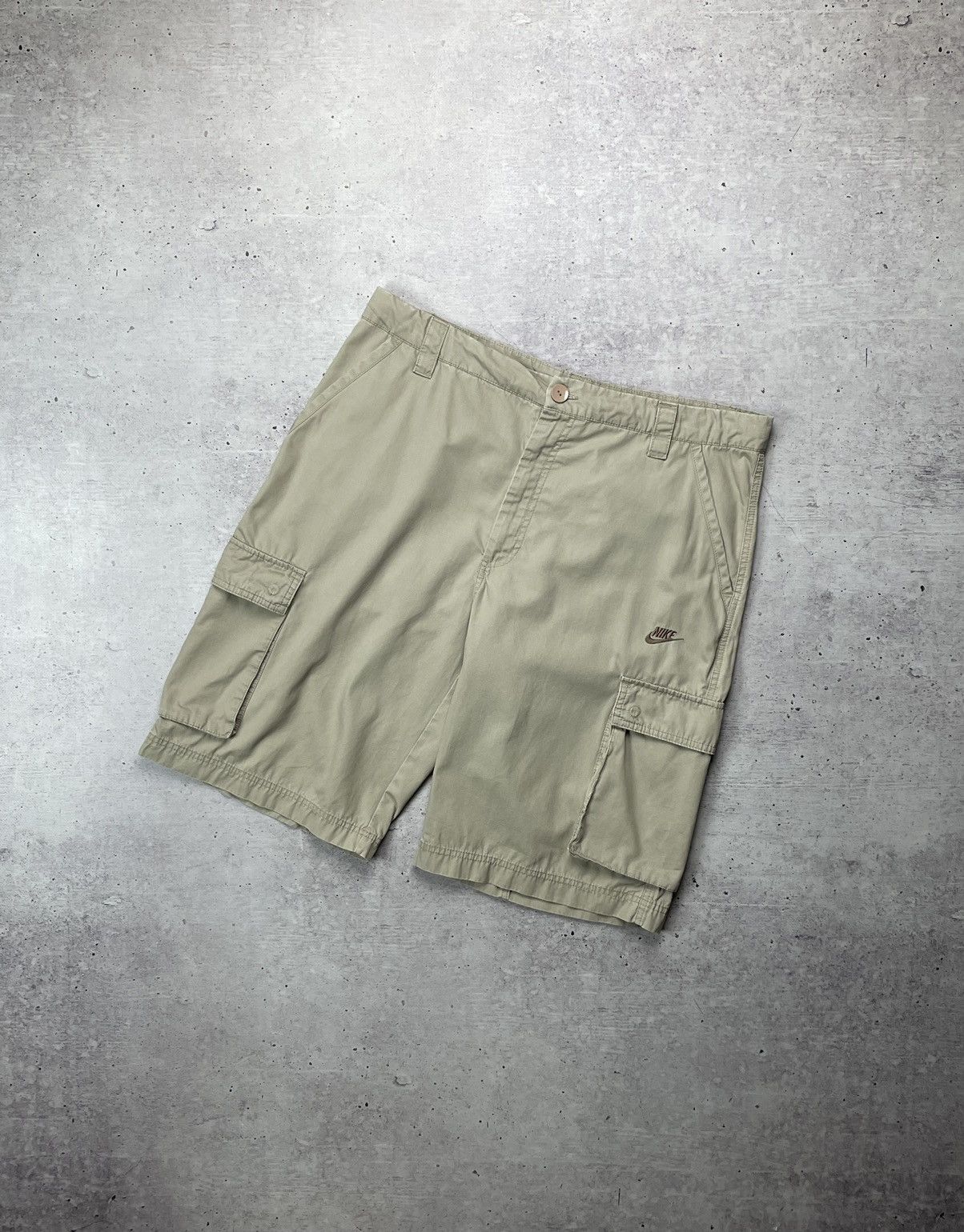 Nike × Vintage Vintage Nike Cargo Shorts Size US 34 / EU 50 - 1 Thumbnail
