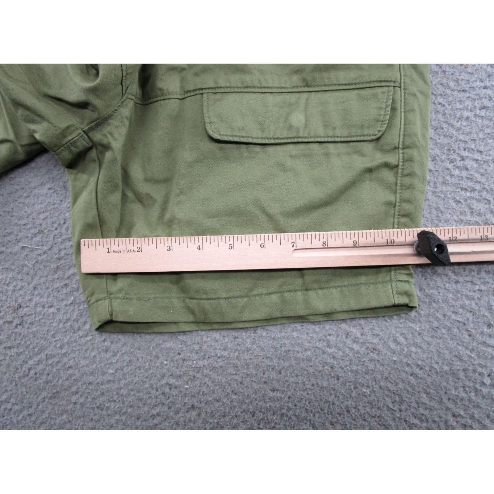 Levi's Levi's Men's Cargo Shorts Green Size S Drawstring Pockets Elastic Waist Outdoors Pocket Cargo Regular Size US 29 - 7 Thumbnail