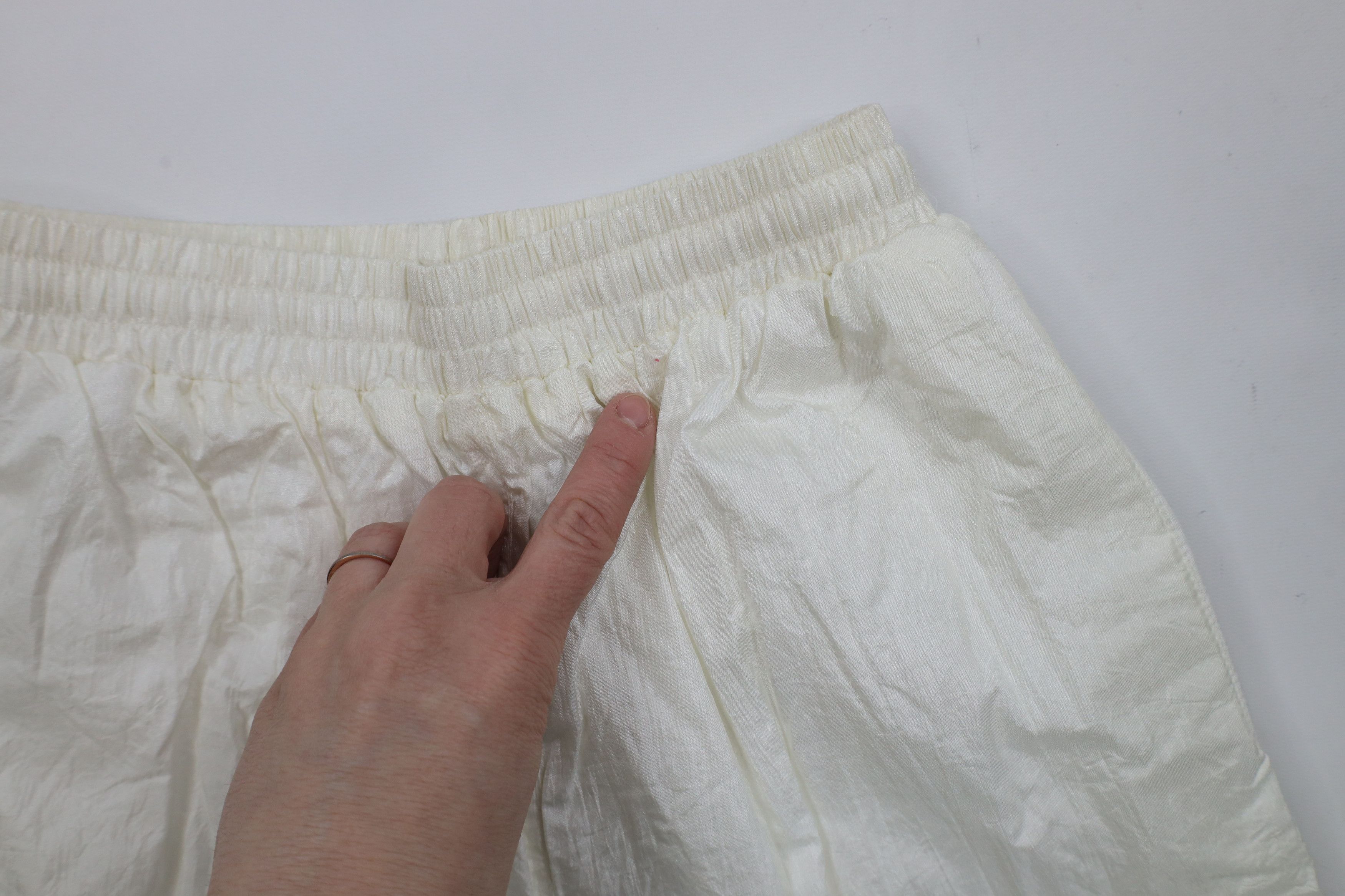 Vintage Vintage 90s Streetwear Lined Windbreaker Joggers Pants White Size 22" - 6 Thumbnail