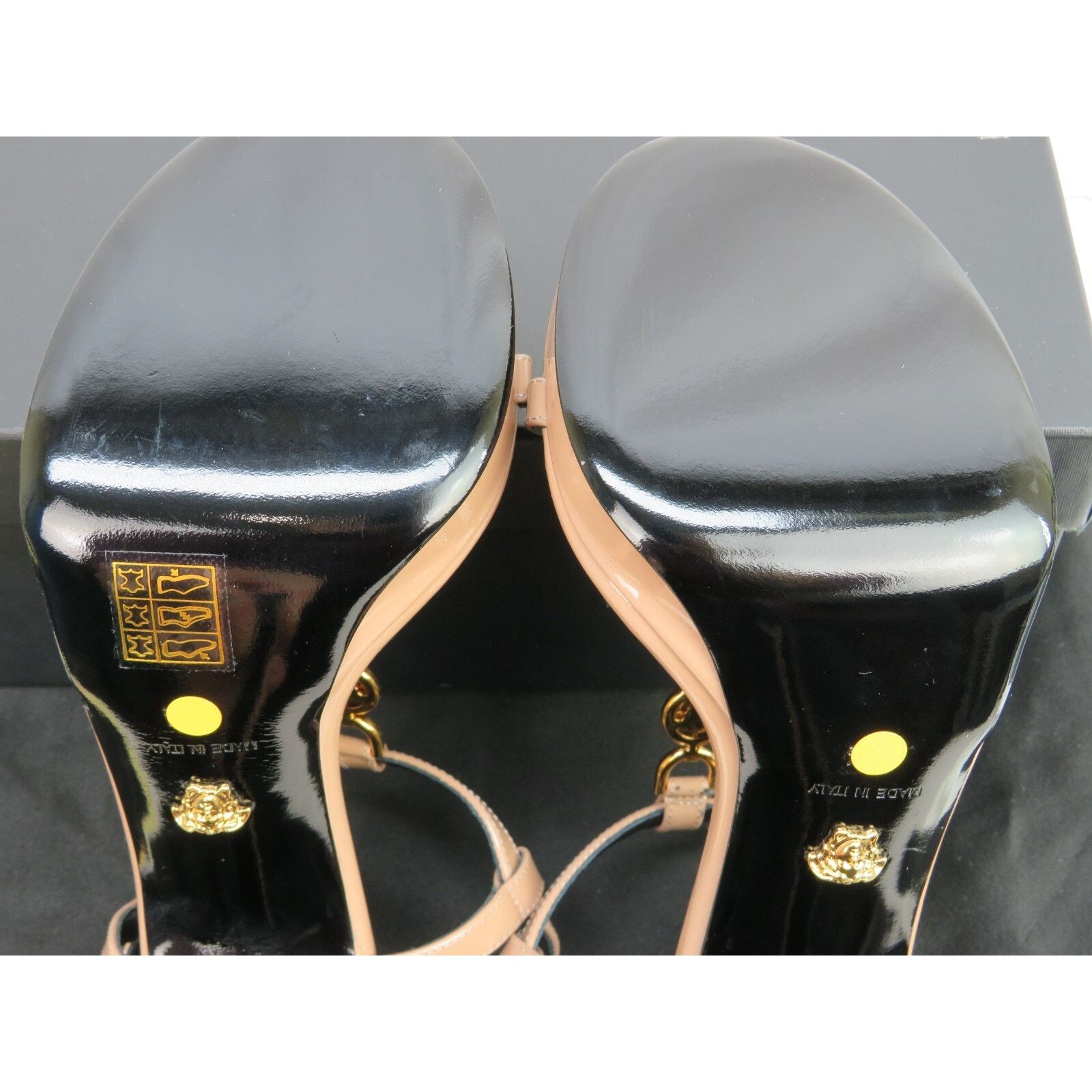 Versace VERSACE NUDE PATENT LEATHER GOLD MEDUSA SANDAL PUMPS 41 IT Size US 11 / IT 41 - 9 Thumbnail