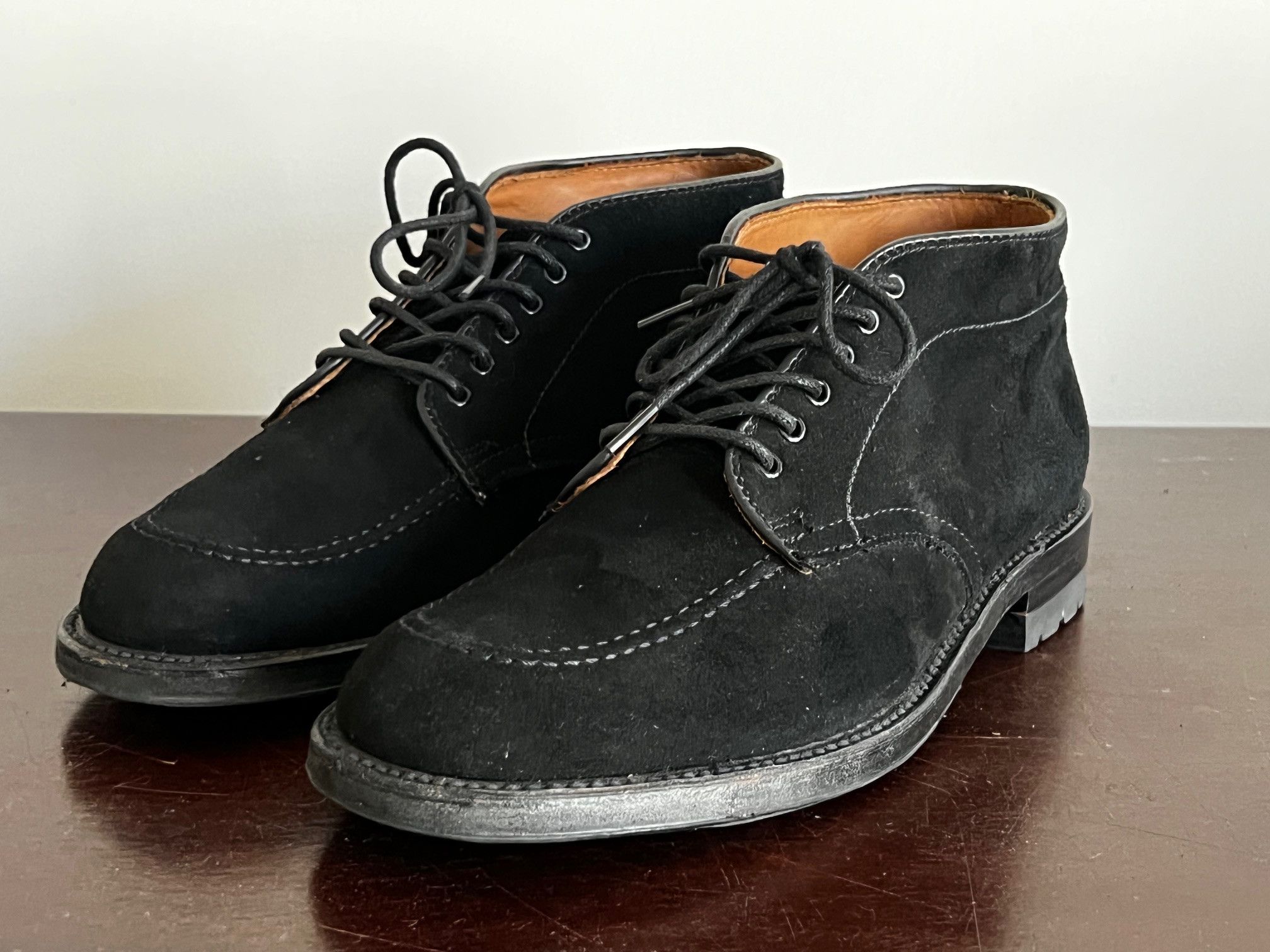 Alden Alden Indy Chukka Boot “Edmonds” Black Suede Size US 8 / EU 41 - 1 Thumbnail