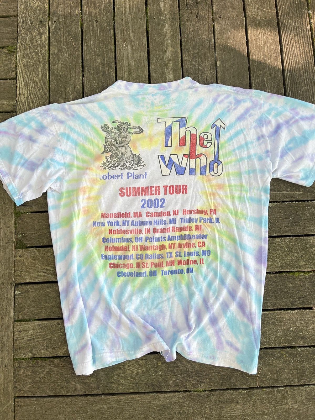 Band Tees Vintage The Who Bullseye 2002 Faded tie dye Band T Shirt Size US XL / EU 56 / 4 - 1 Thumbnail
