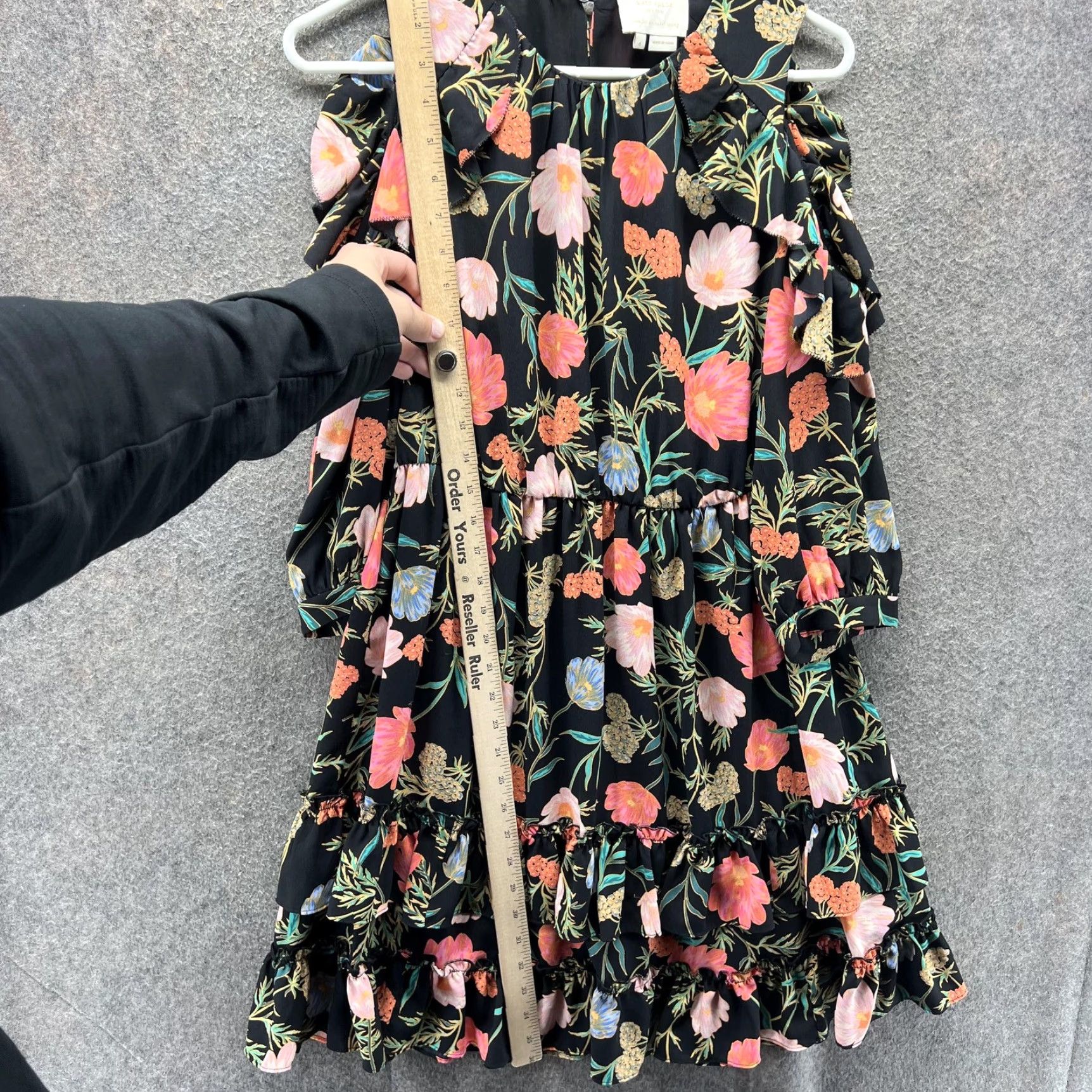 Vintage VINTAGE Kate Spade Dress Womens 4 Black Floral Fit & Flare Cold Shoulder Ruffle Mini Size S / US 4 / IT 40 - 4 Thumbnail