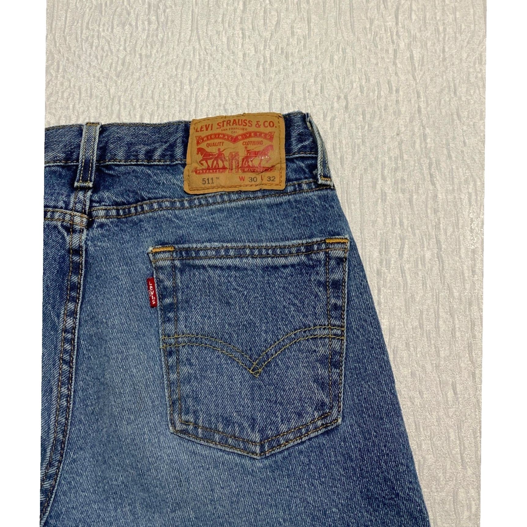 Levi's Levi's 511 Slim Fit Jeans Men 30 W30 L32 Distressed Ripped Knee Light Blue Denim Size US 30 / EU 46 - 3 Thumbnail