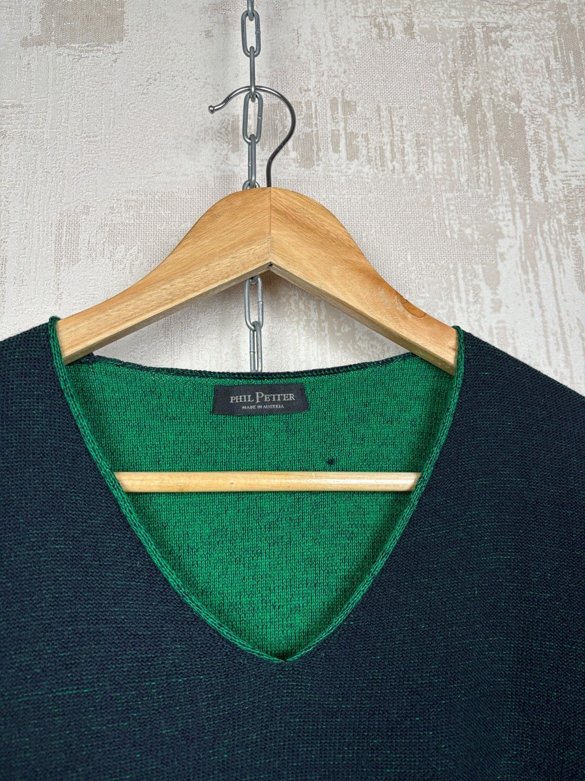 Other Phil Petter V-neck Sweater Wool Blend Size US L / EU 52-54 / 3 - 5 Thumbnail