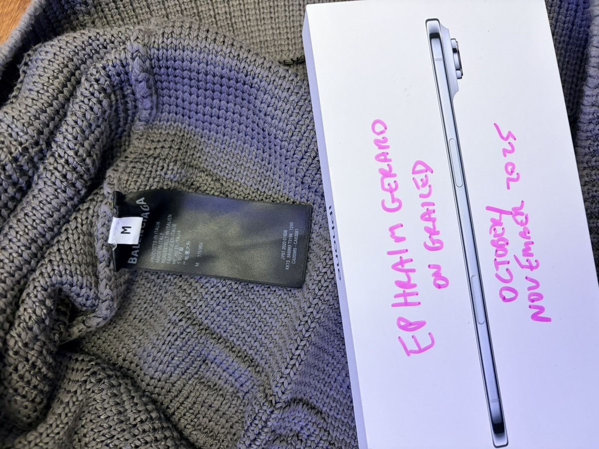 Balenciaga Balenciaga BB Knit Sweater Grey M Size US M / EU 48-50 / 2 - 4 Thumbnail