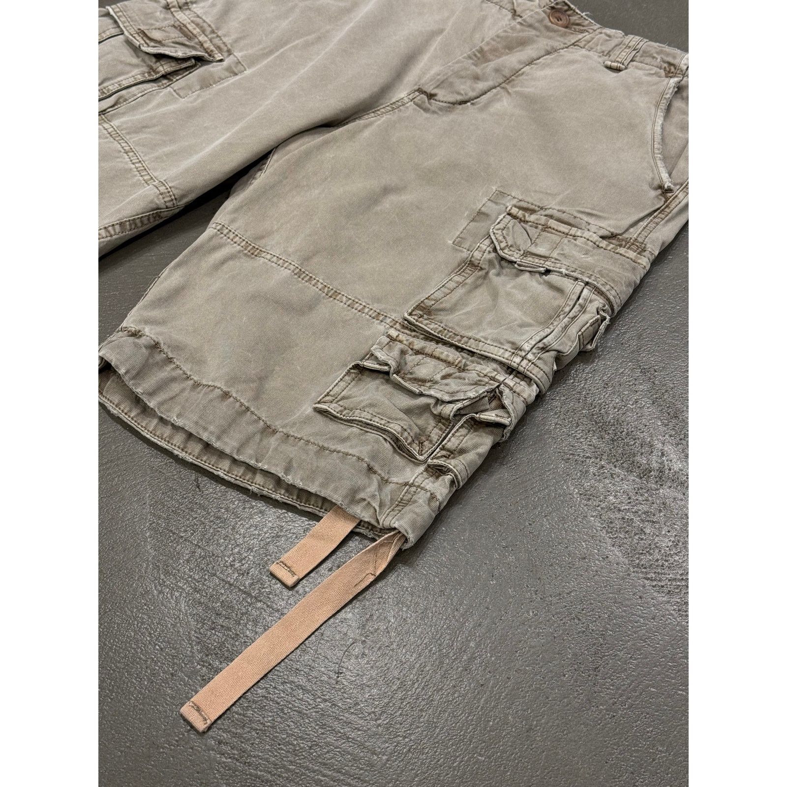 Dolce & Gabbana AW2003 D&G 10 pockets cargo shorts Size US 32 / EU 48 - 4 Thumbnail