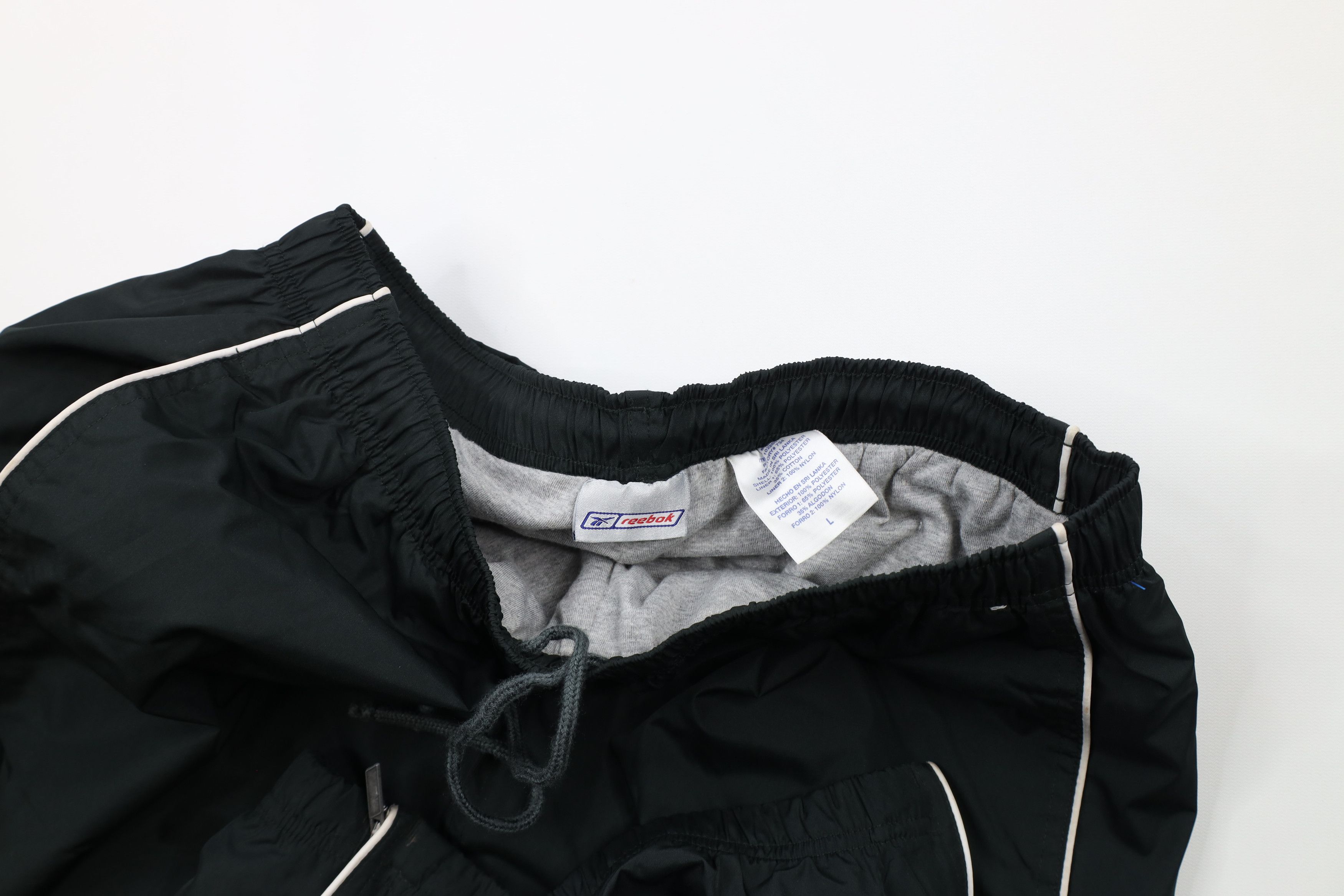 Reebok × Vintage Vintage Reebok Lined 2 Piece Windbreaker Track Suit Size US 34 / EU 50 - 10 Thumbnail