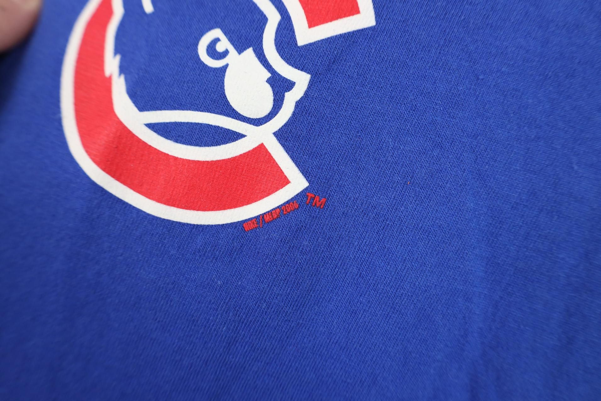 Nike Vintage Y2K Nike Center Swoosh Chicago Cubs Ringer T-Shirt Size US L / EU 52-54 / 3 - 5 Thumbnail