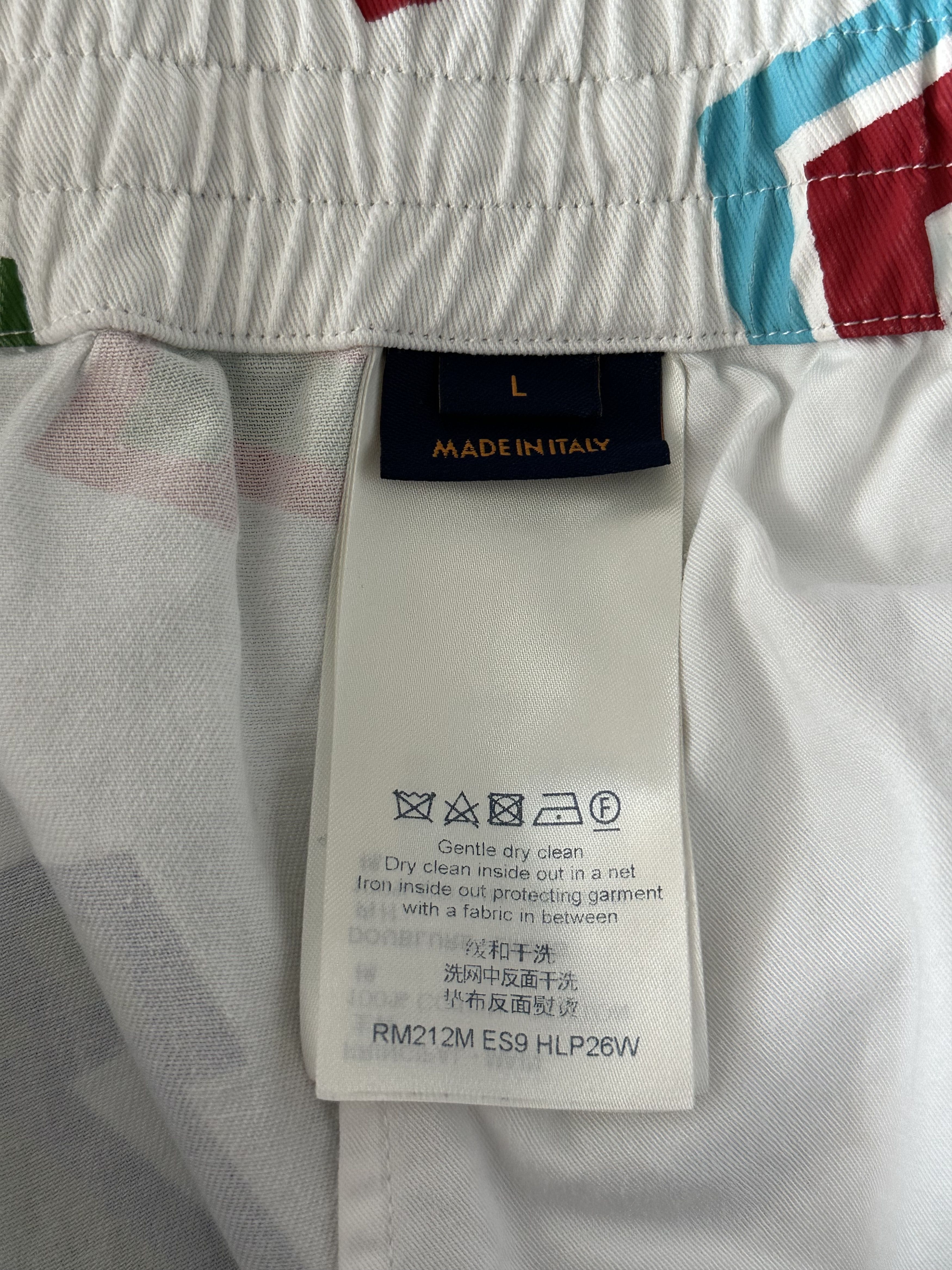 Louis Vuitton Louis Vuitton NBA White Multicolor Letter Shorts Size US 34 / EU 50 - 4 Thumbnail
