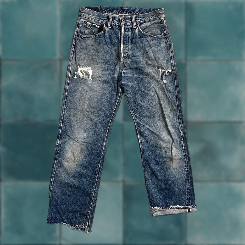 Levi's VINTAGE Levi's 501 XX Big E 1940s Redline Selvedge Jeans 29x28 Blue Distressed Mens Size US 29 - 1 Thumbnail