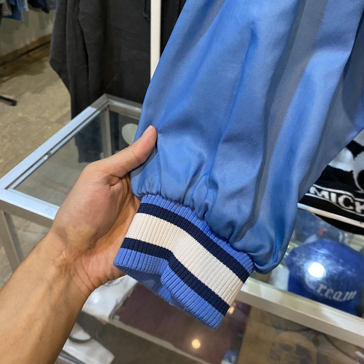 Starter × Vintage Vintage North Carolina Tarheels Starter Windbreaker Distress Size US L / EU 52-54 / 3 - 10 Thumbnail