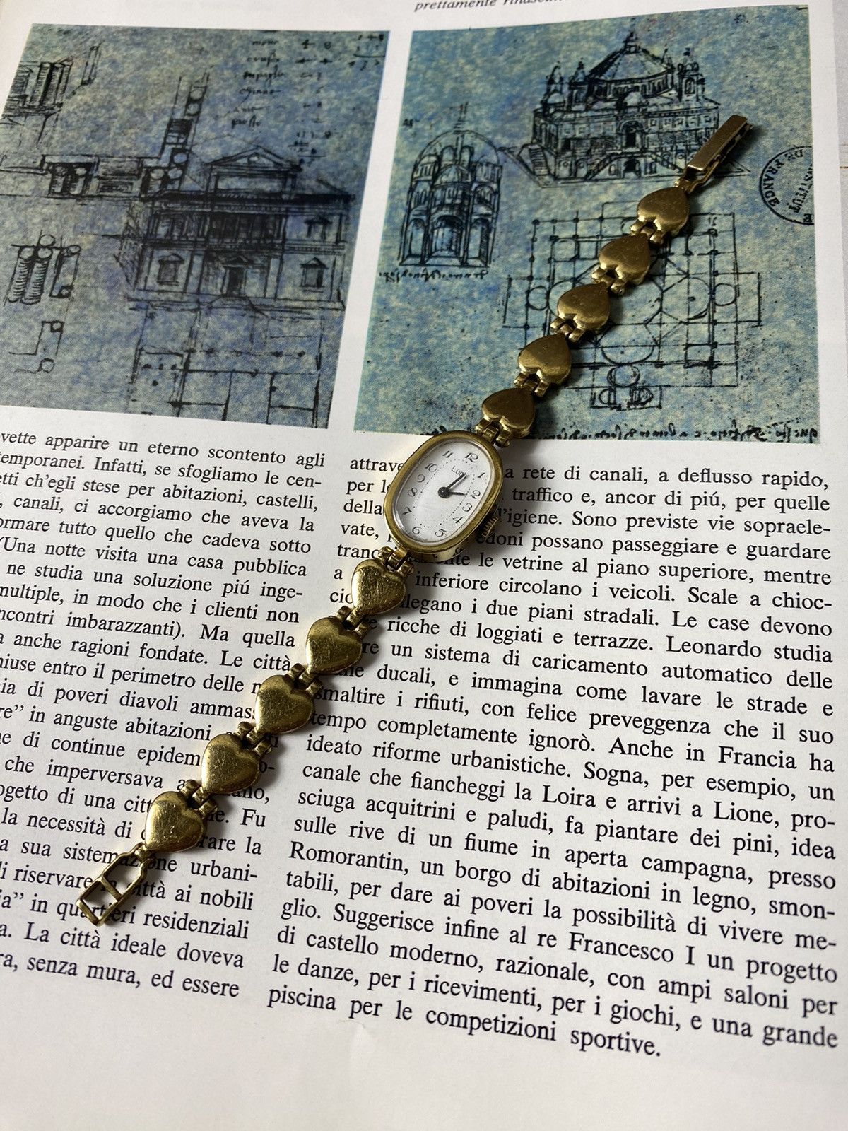 Jewelry Vintage Luch Watch with Heart Bracelet Size ONE SIZE - 1 Thumbnail