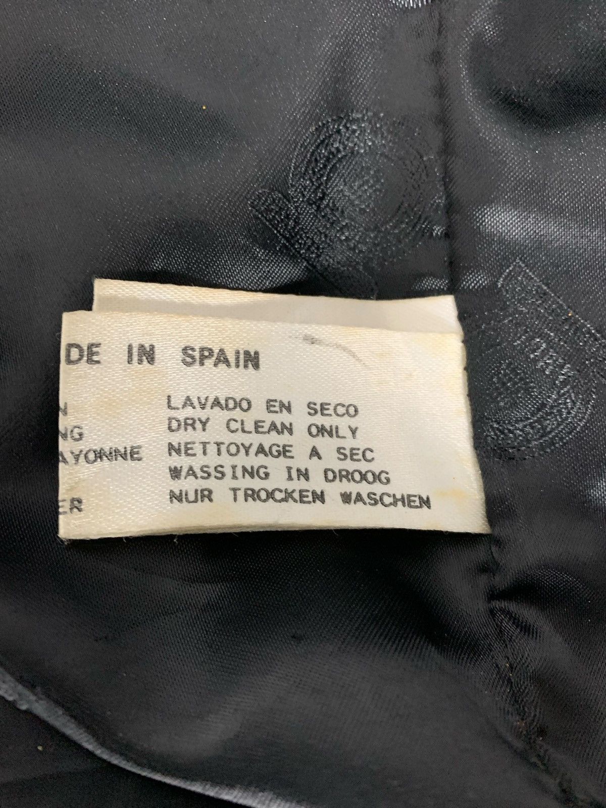 Vintage Vintage AMGE Made In Spain Outdoor Streetwear Leather Jaket Size US L / EU 52-54 / 3 - 9 Thumbnail