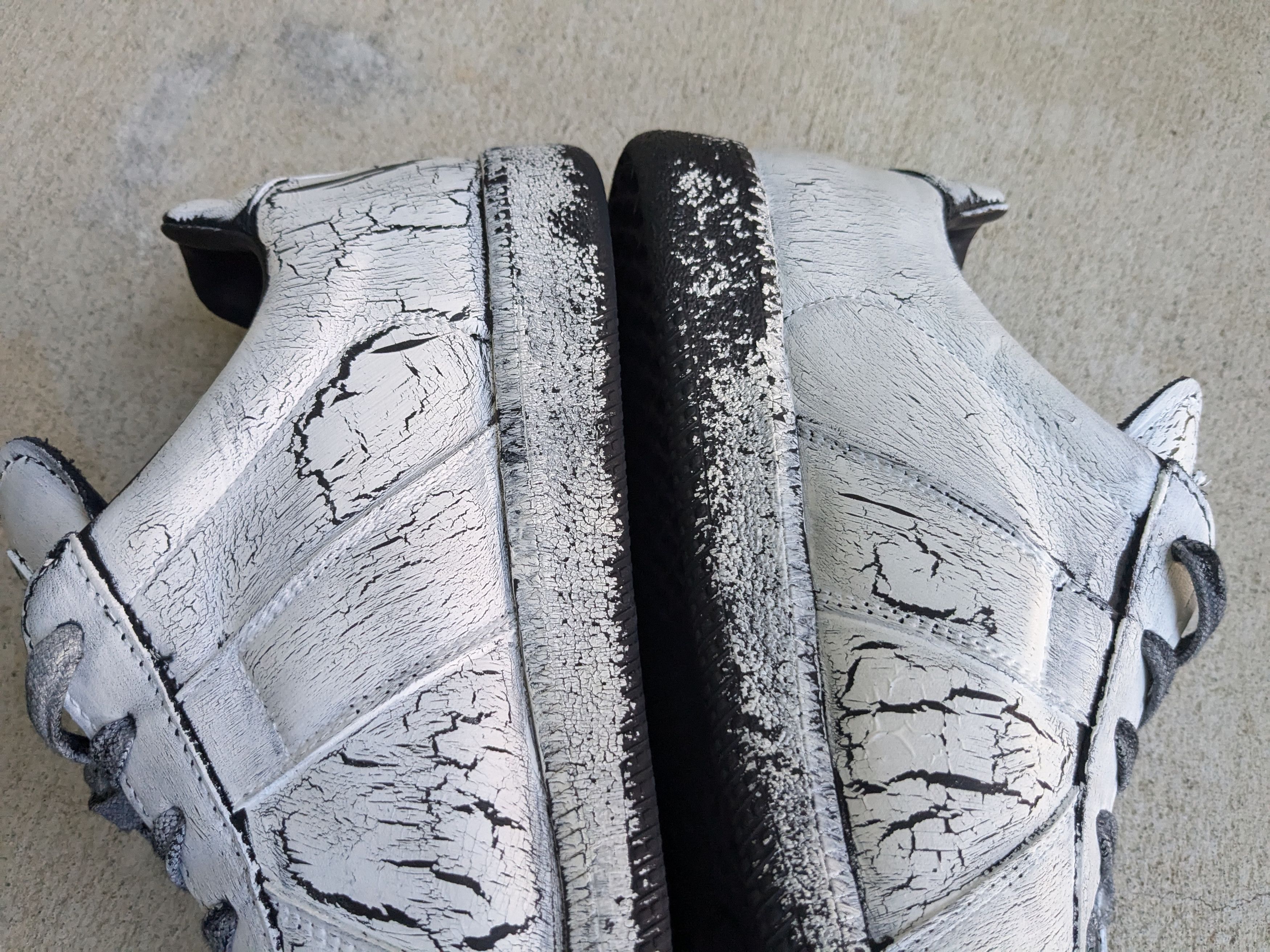 Maison Margiela Maison Margiela GAT White 8 41 Paint Low Tops Black Leather Size US 8 / EU 41 - 11 Thumbnail