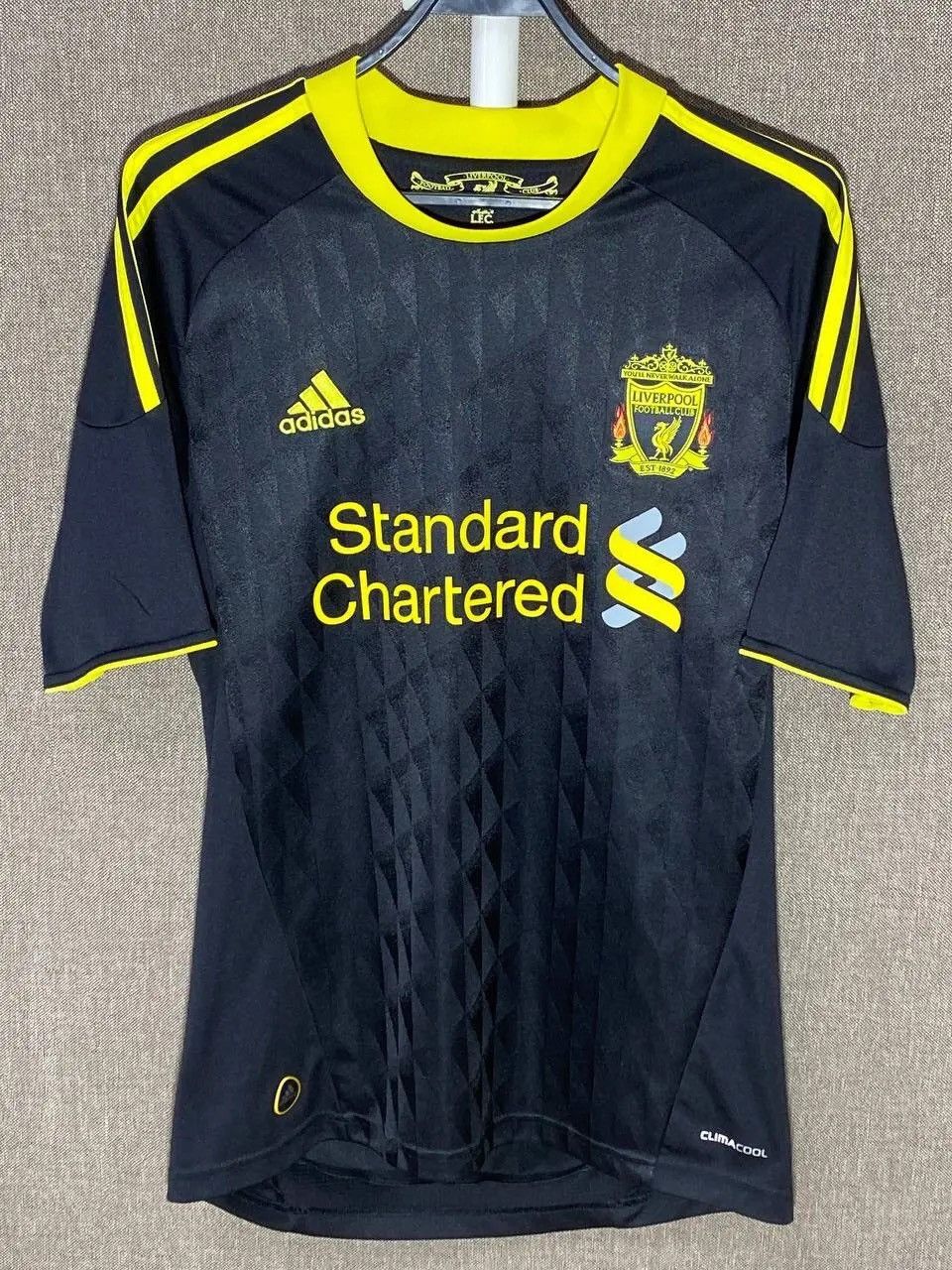 Adidas Liverpool F.C x Adidas #8 Pritchard 2010/11 Soccer Jersey Size US S / EU 44-46 / 1 - 1 Thumbnail