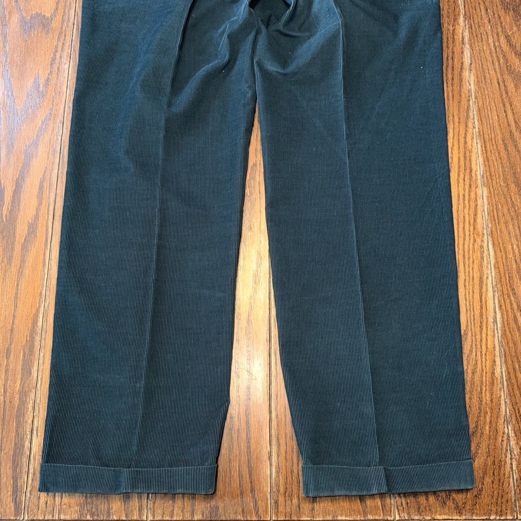 Vintage Ben Silver Charleston Pants Men’s 38x33 Green Corduroy USA Made Pleated Cuffed Size US 38 / EU 54 - 7 Thumbnail