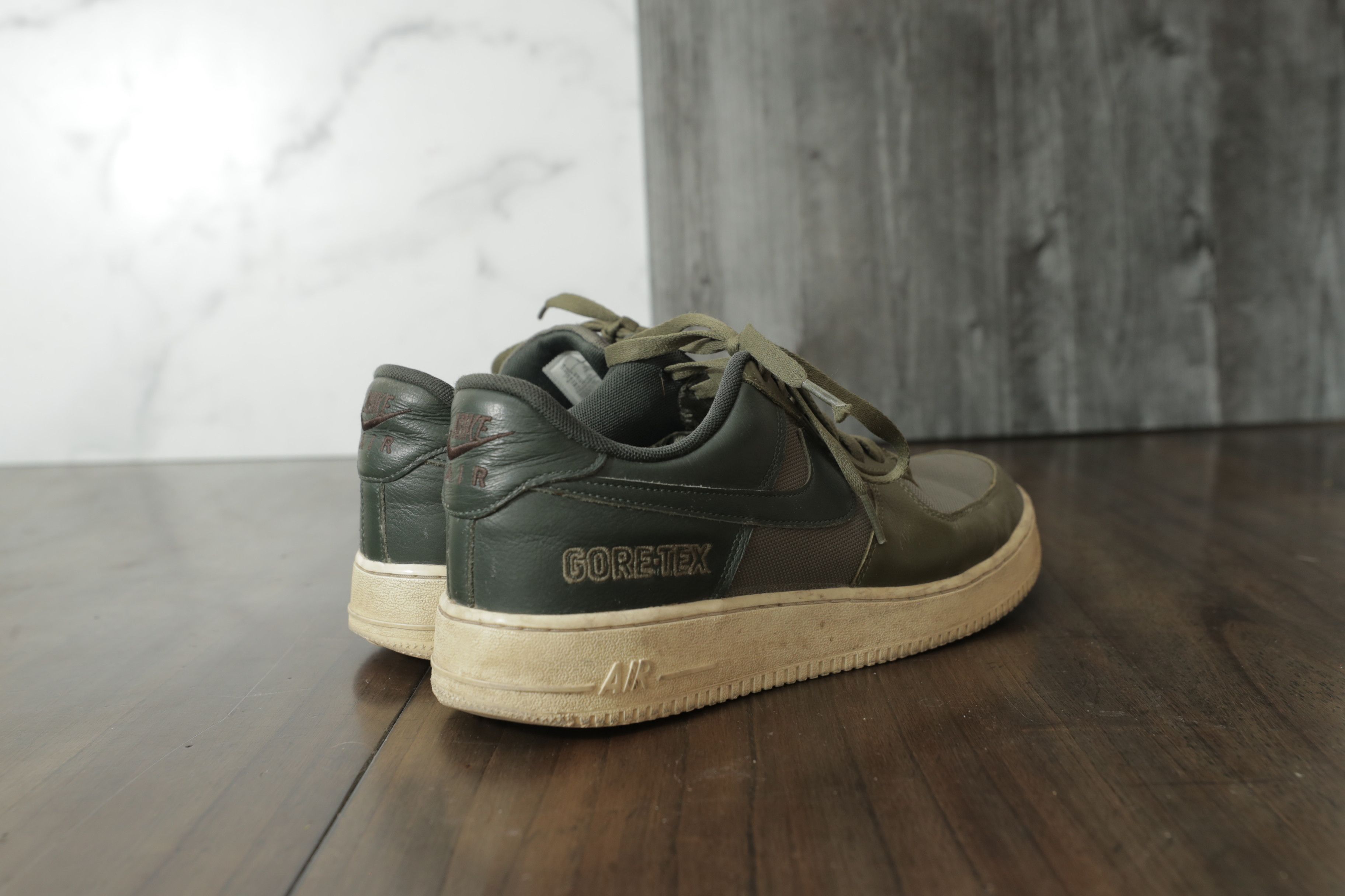 Nike Nike Air Force 1 Low Gore-Tex Medium Olive (10) Size US 10 / EU 43 - 2 Thumbnail