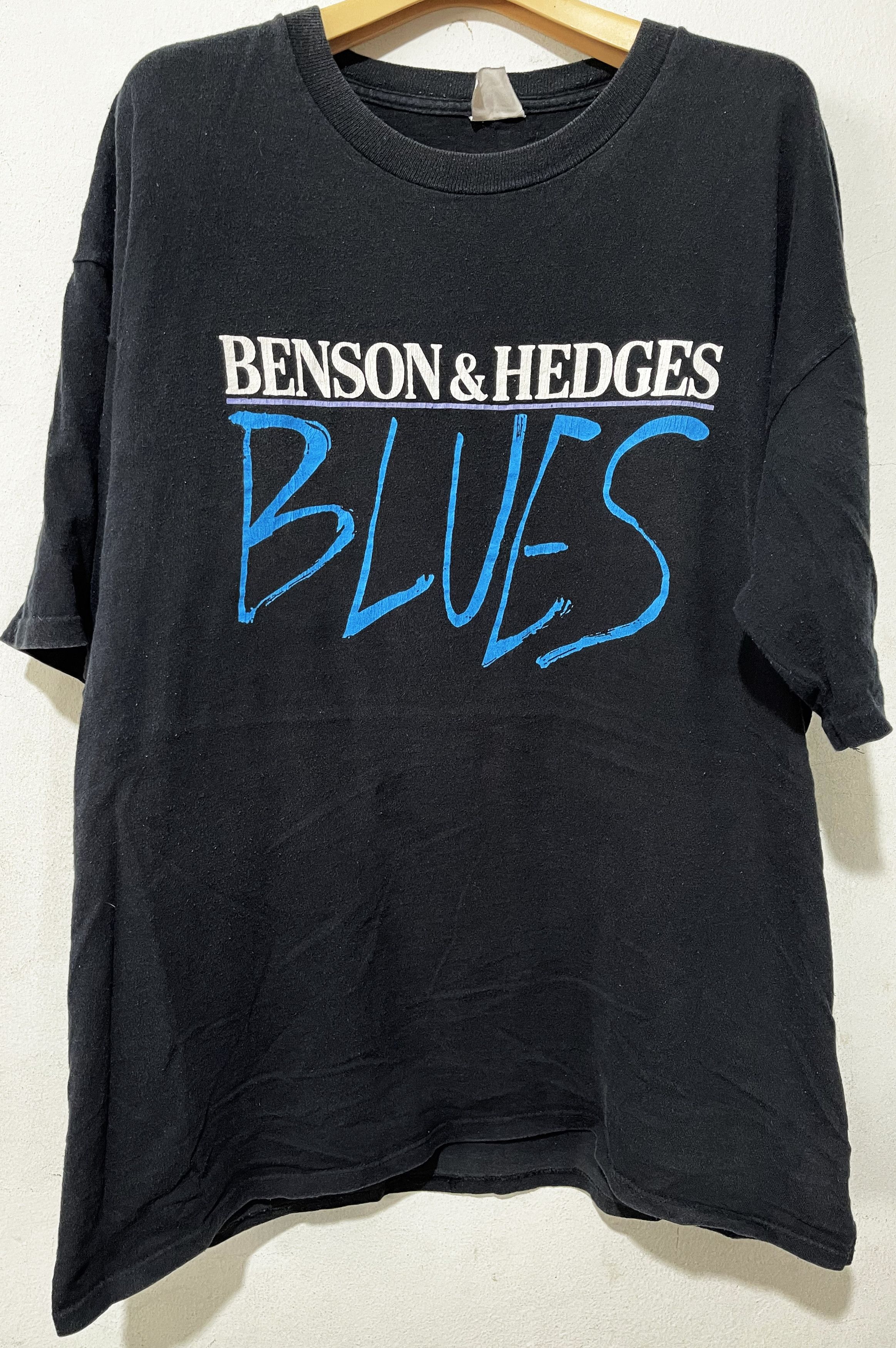 Band Tees × Vintage Vintage 90s Benson & Hedges Blues Shirt Size US XL / EU 56 / 4 - 1 Thumbnail