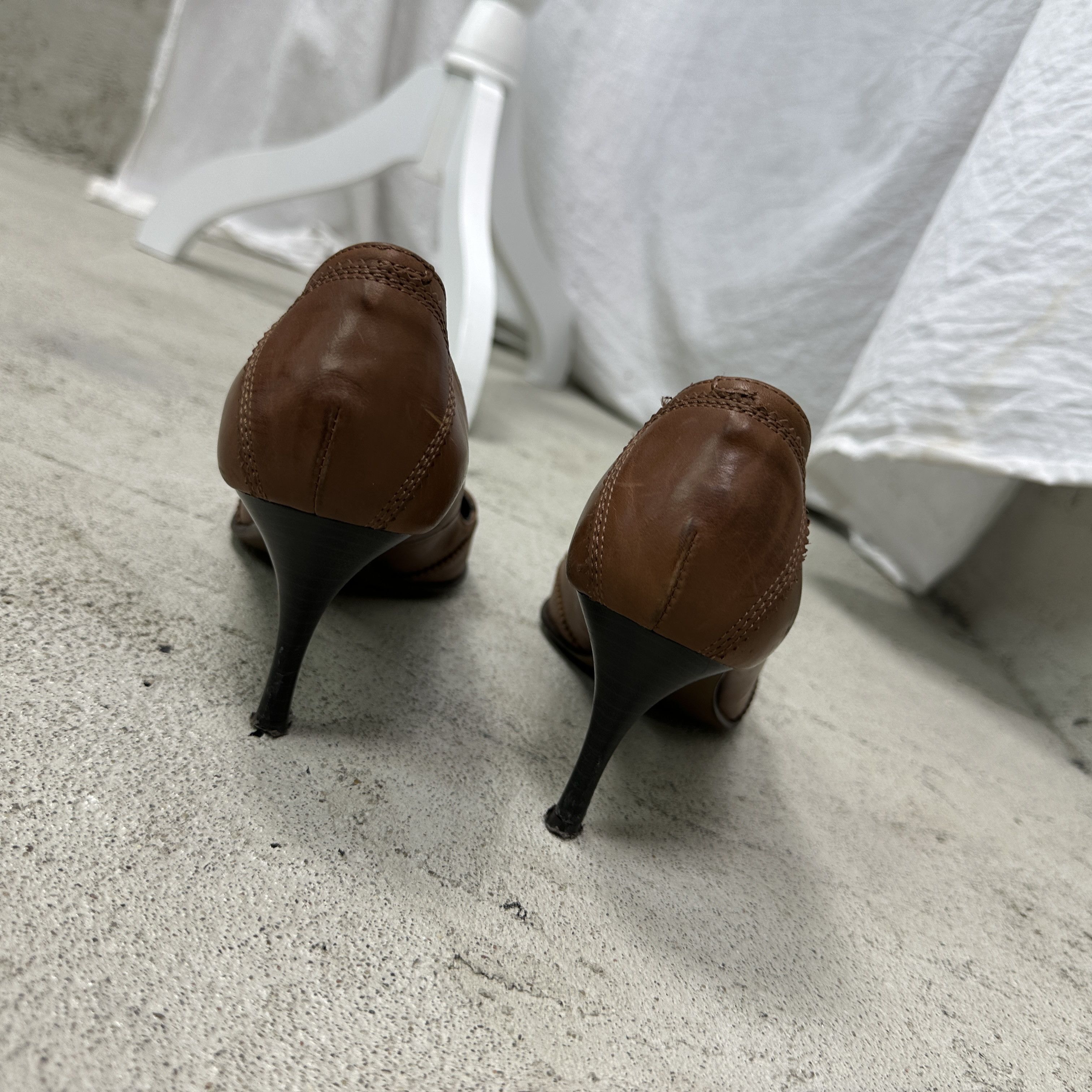 Vintage Vintage Avant Garde Leather Pointy Heels Made in Italy 00s Size US 10 / IT 40 - 6 Thumbnail