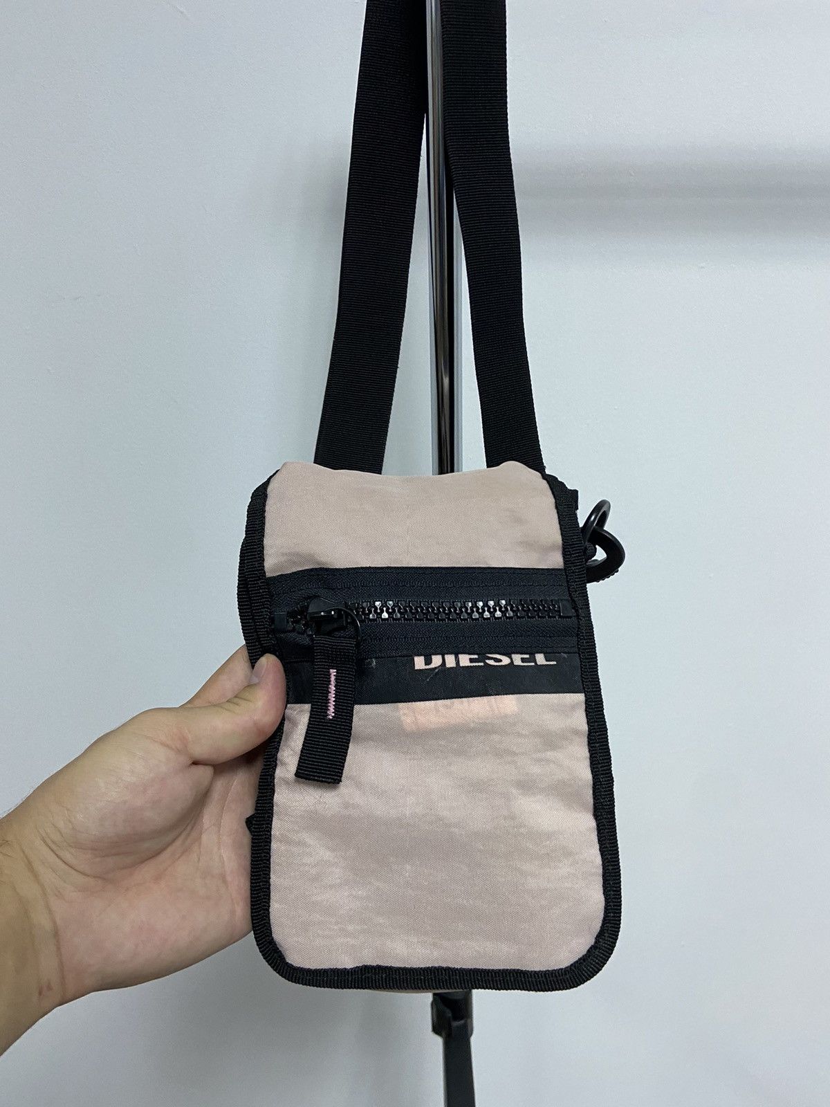 Diesel × Vintage Diesel Vintage Shoulder Bag Messenger Y2K Style Small Logo Size ONE SIZE - 1 Thumbnail