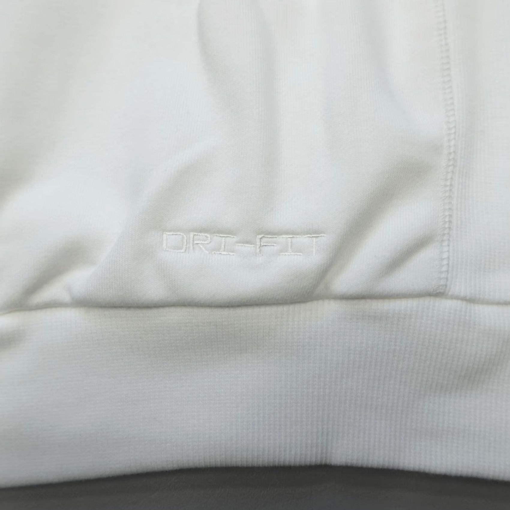 Nike Nike Kobe 'Halo' Pullover Hoodie Dri-FIT White Men's Size M HF0066-100 Size US M / EU 48-50 / 2 - 8 Thumbnail