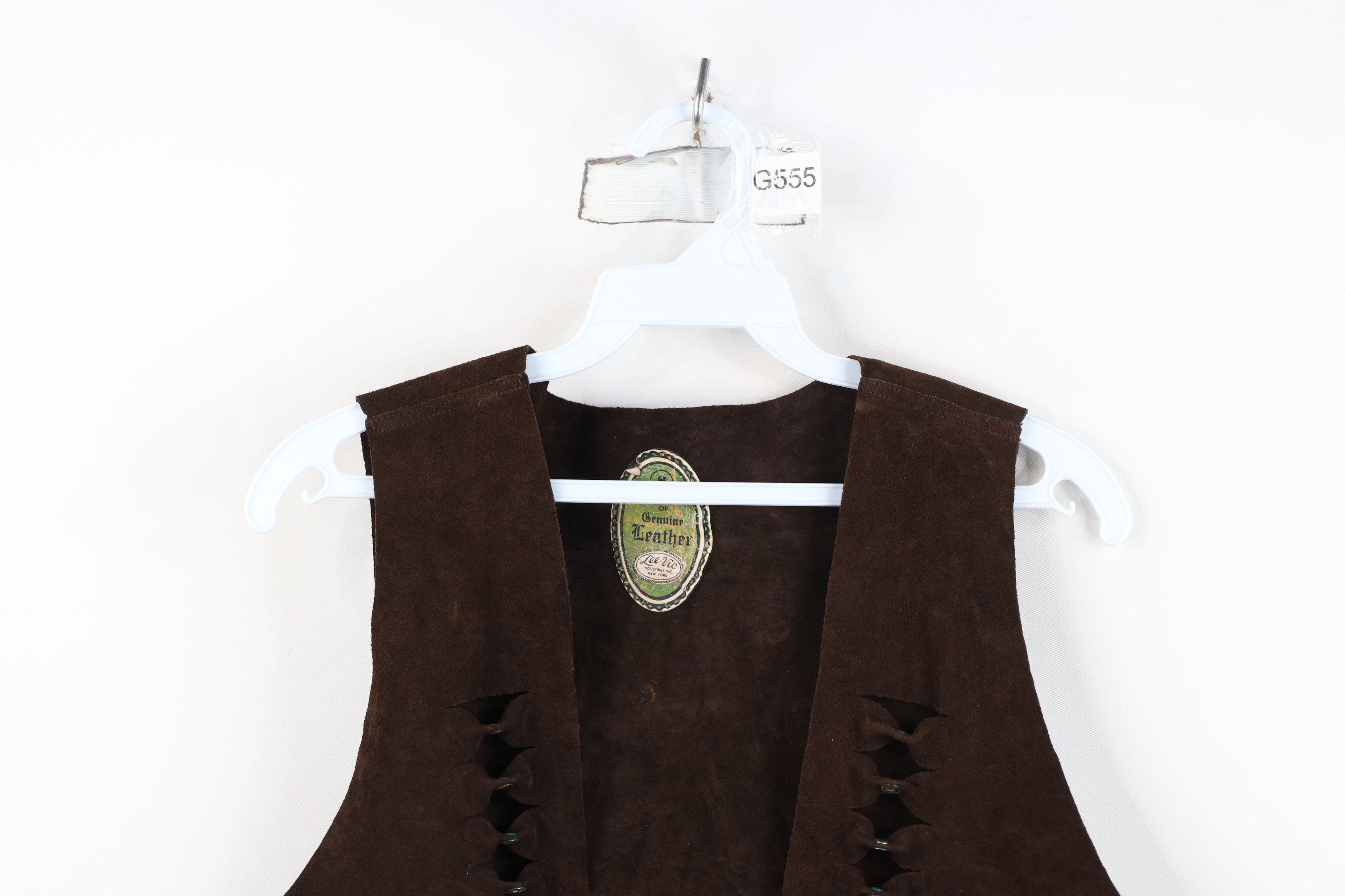 Vintage Vintage 60s 70s Boho Chic Riveted Suede Leather Vest Size M / US 6-8 / IT 42-44 - 2 Thumbnail