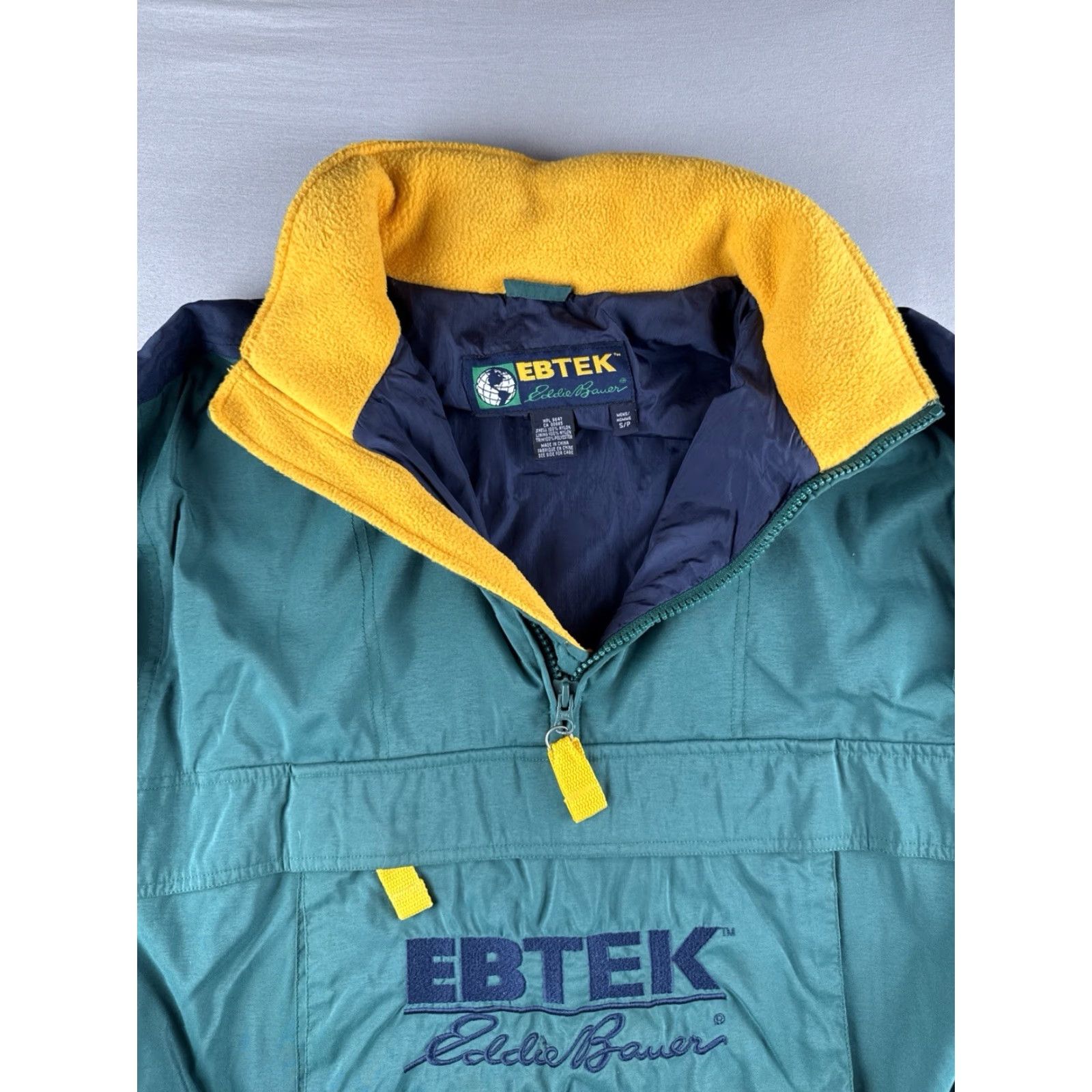 Eddie Bauer VINTAGE Eddie Bauer EBTEK Anorak Jacket Stowaway Hood Teal Small Mens Jacket Size US S / EU 44-46 / 1 - 5 Thumbnail