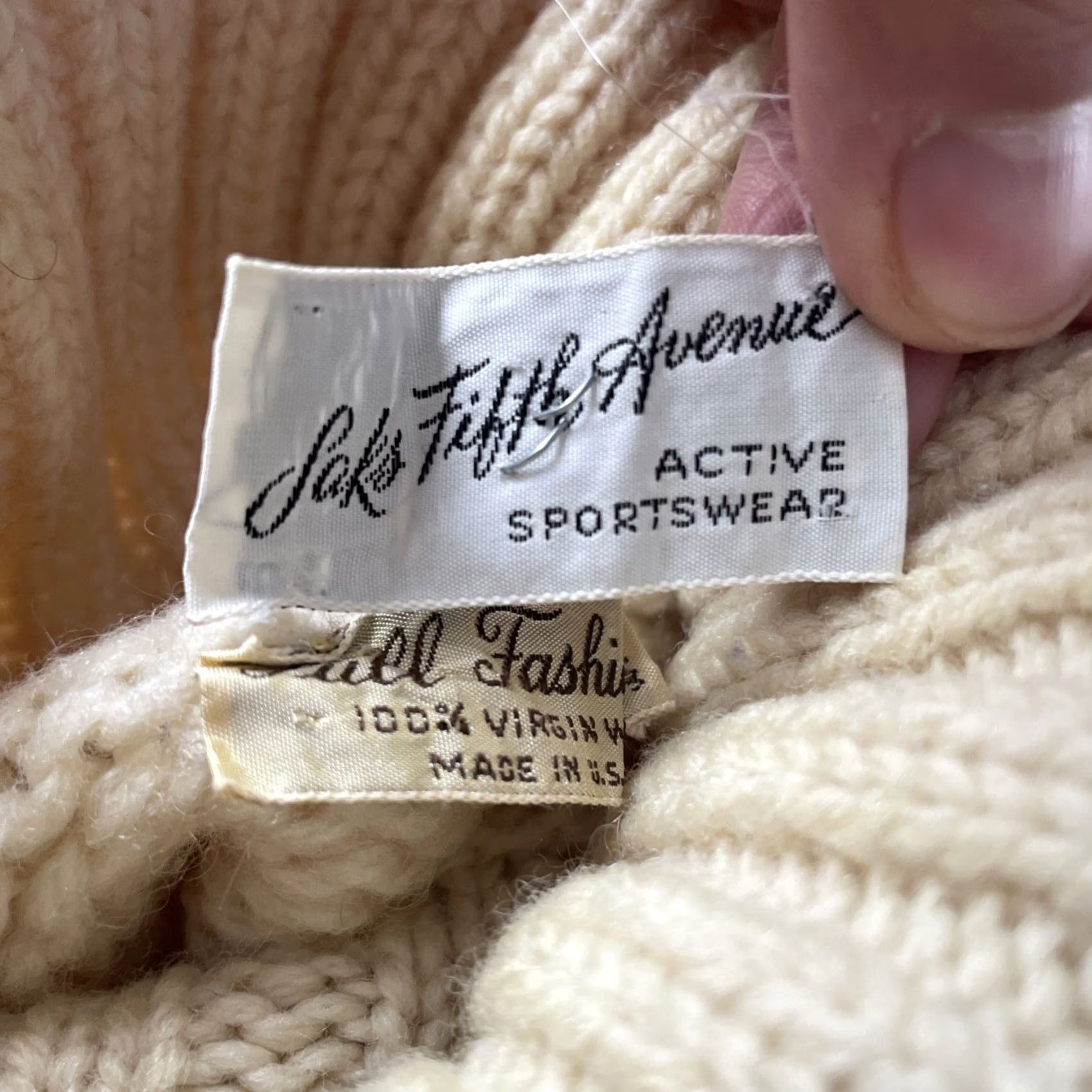 Saks Fifth Avenue VINTAGE Saks Fifth Avenue Sweater Women Medium Cream Wool Aran Fisherman 80s USA Size M / US 6-8 / IT 42-44 - 3 Thumbnail