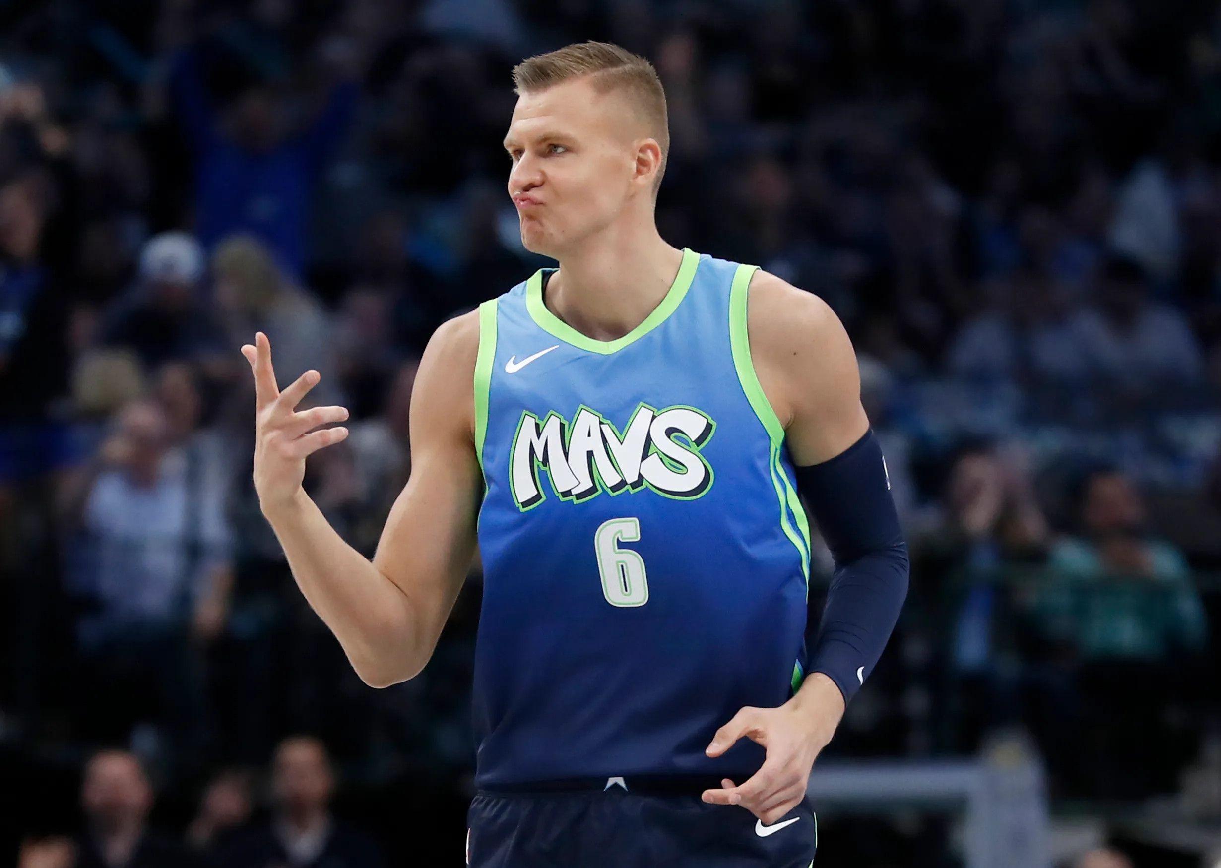 NBA × Nike Authentic Nike Dallas Mavericks City Jersey Porzingis vapor Size US XXL / EU 58 / 5 - 15 Thumbnail