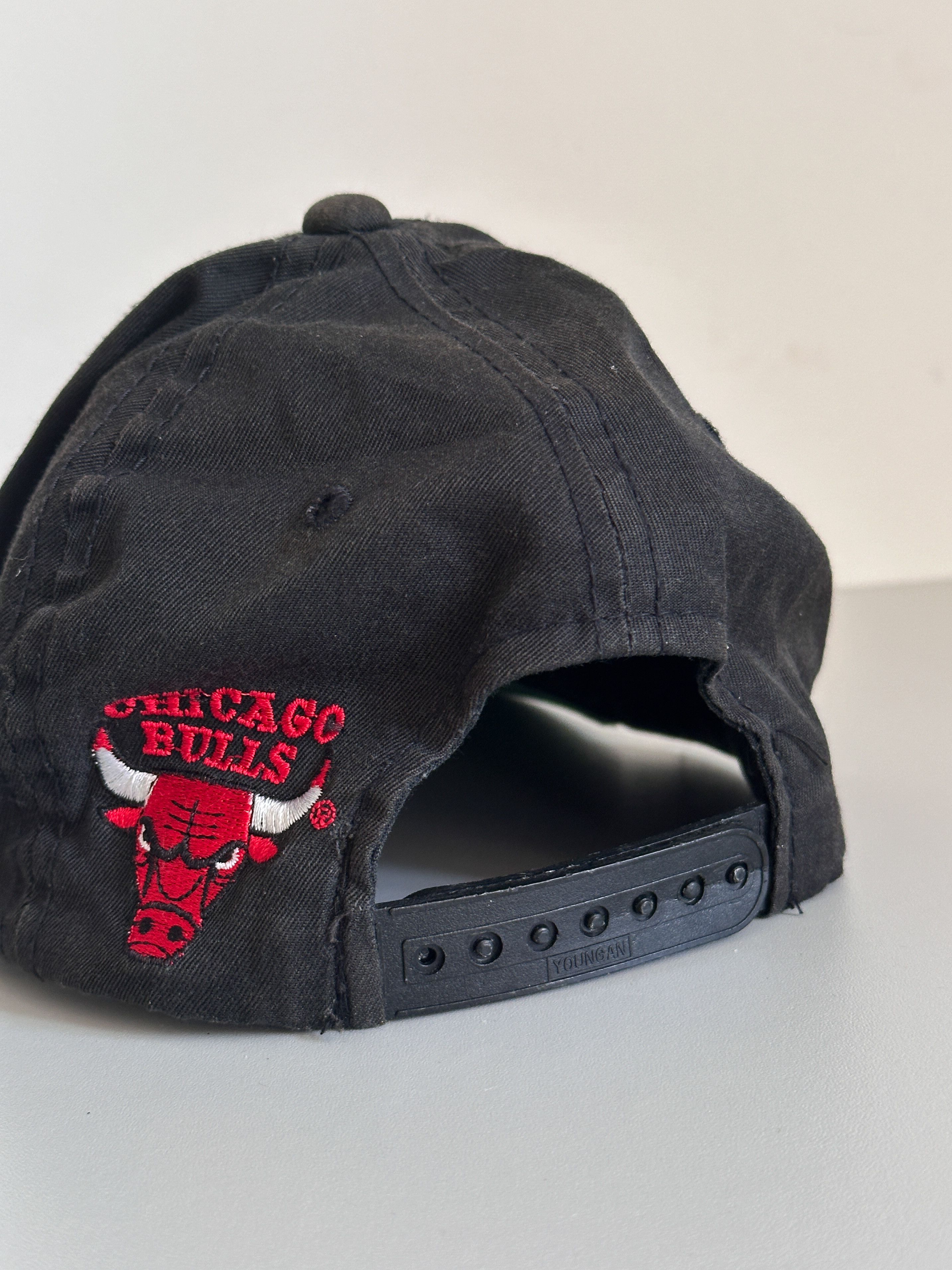 NBA Vintage Chicago Bulls Cap Size ONE SIZE - 4 Thumbnail