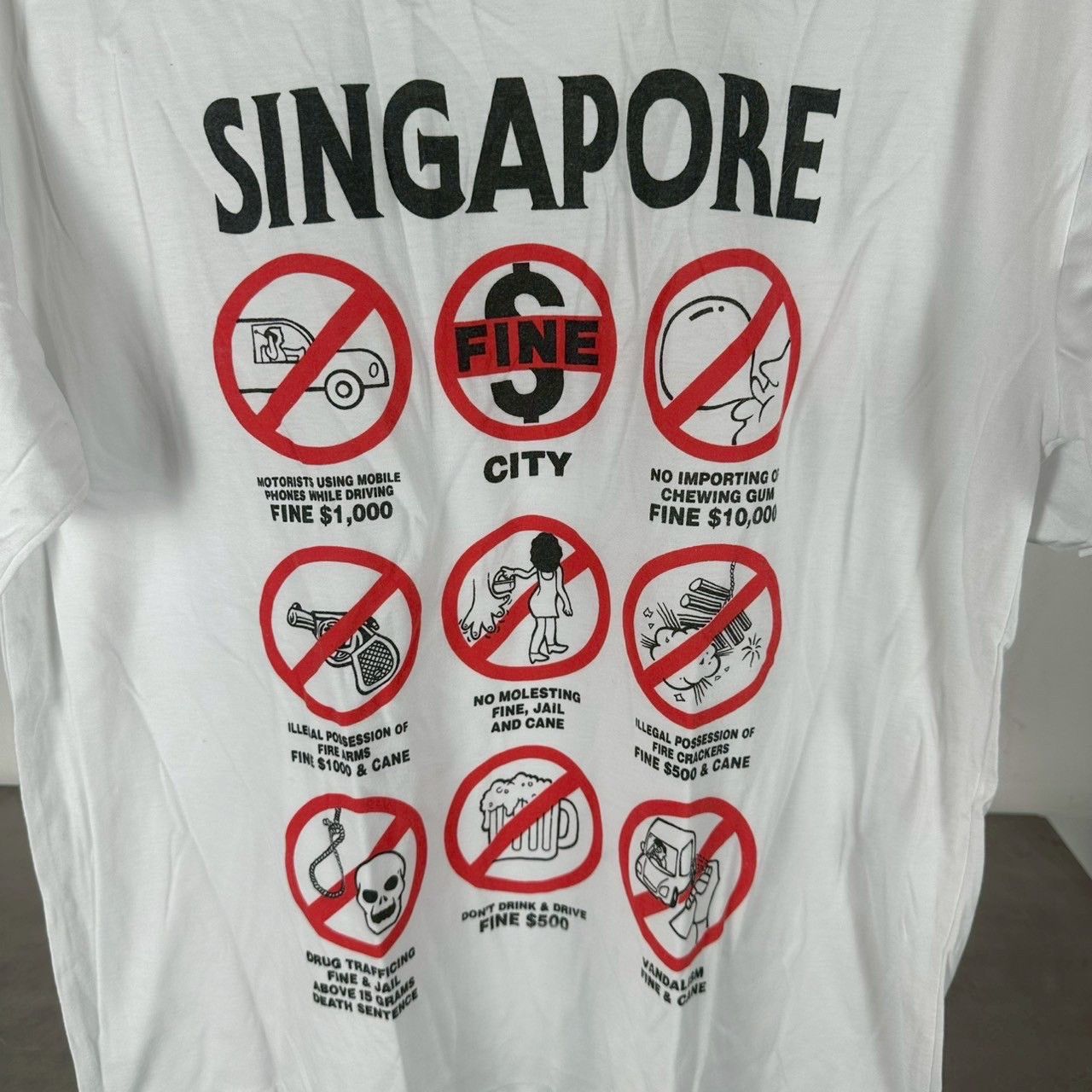 Vintage Vintage 90s Singapore Prohibited Laws Artwork T-Shirt Size US XL / EU 56 / 4 - 2 Thumbnail