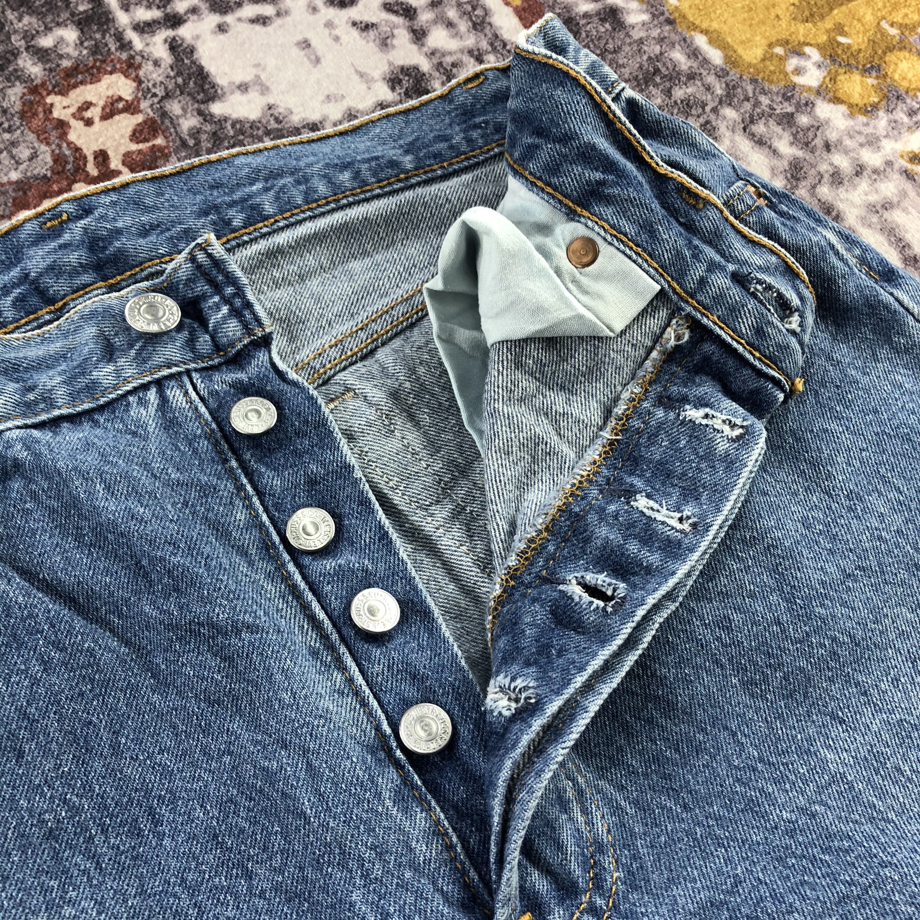 Levi's Vintage 90s Stone Wash Levis 501 Jeans-JM3168 Size US 31 - 9 Thumbnail