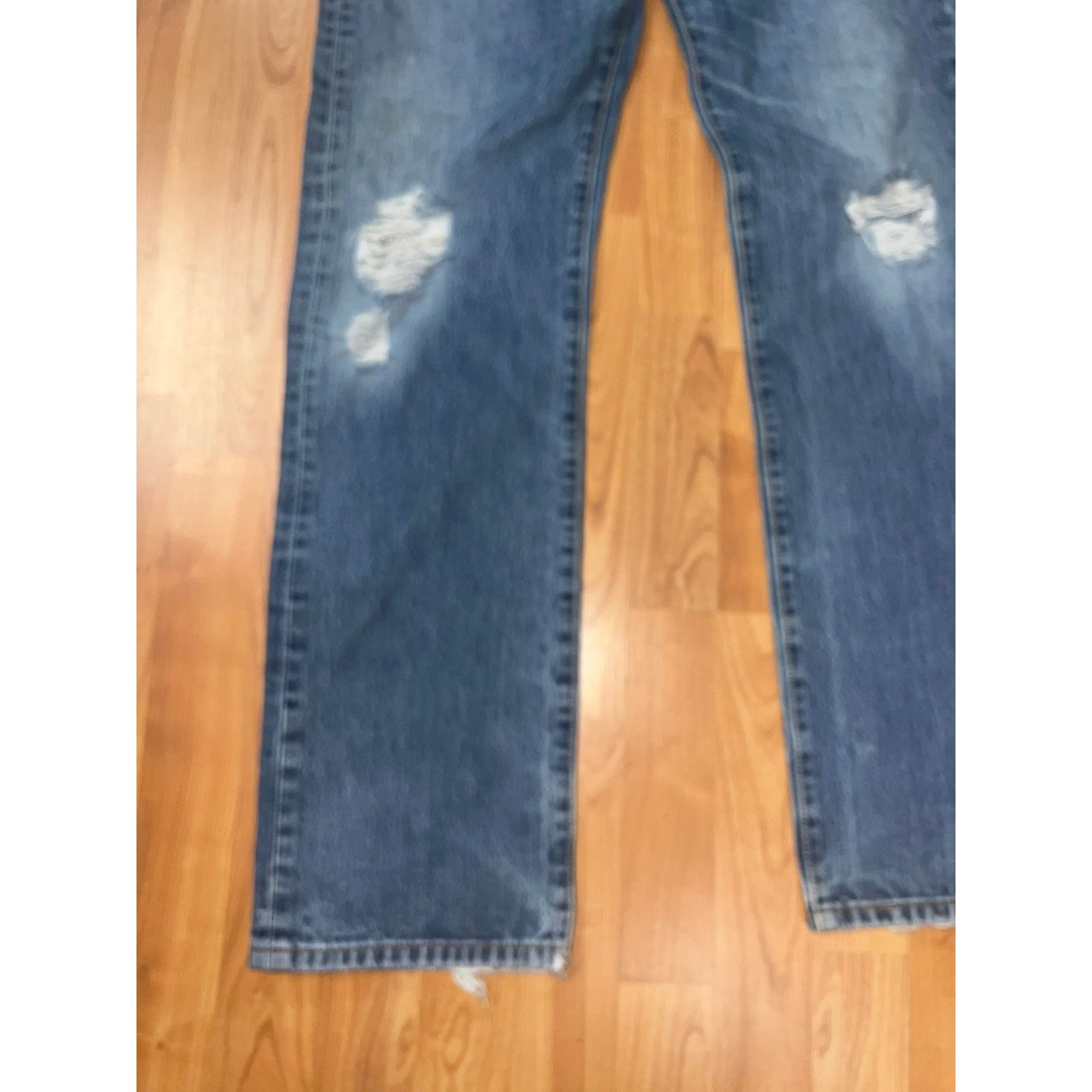 Levi's Y2K Levi Levi's 501 Blue Denim Jeans Bottoms Rip Torn 34x34 Size US 34 / EU 50 - 3 Thumbnail