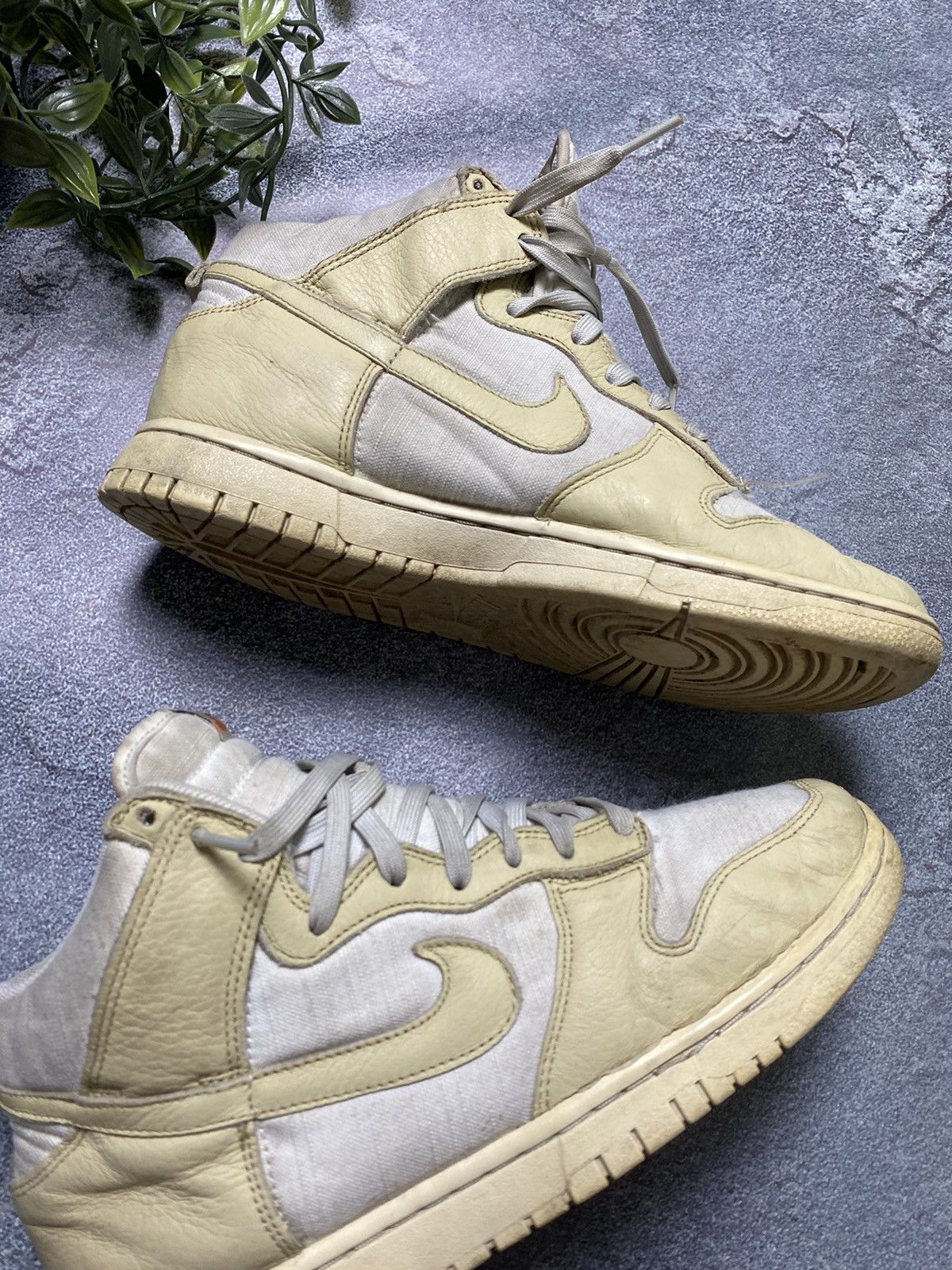 Nike × Vintage Nike Dunk High Lx Team Gold Size US 10 / EU 43 - 2 Thumbnail