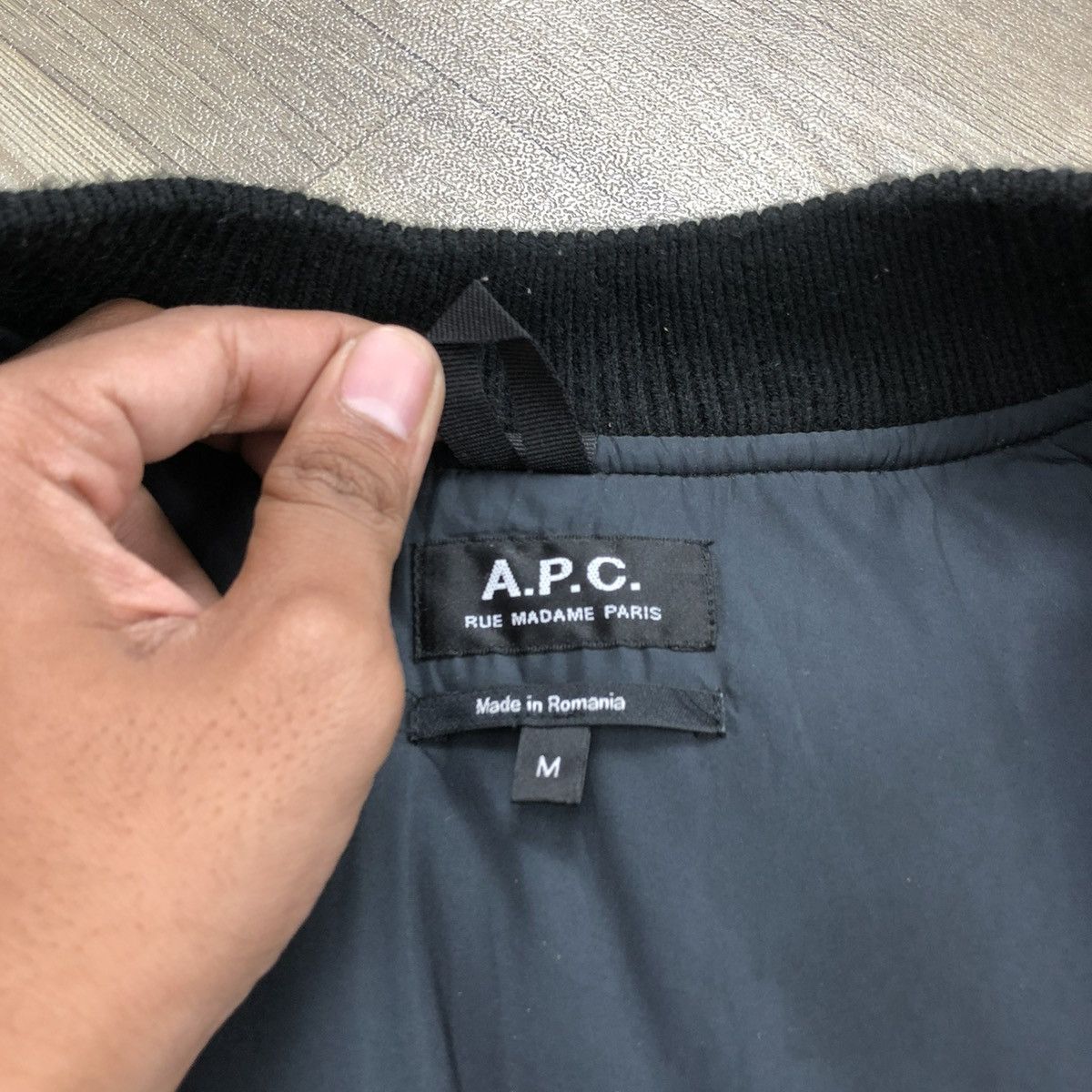 A.P.C. 2000s A.P.C. Ned Quilted Black Bomber Jacket Size US M / EU 48-50 / 2 - 5 Thumbnail