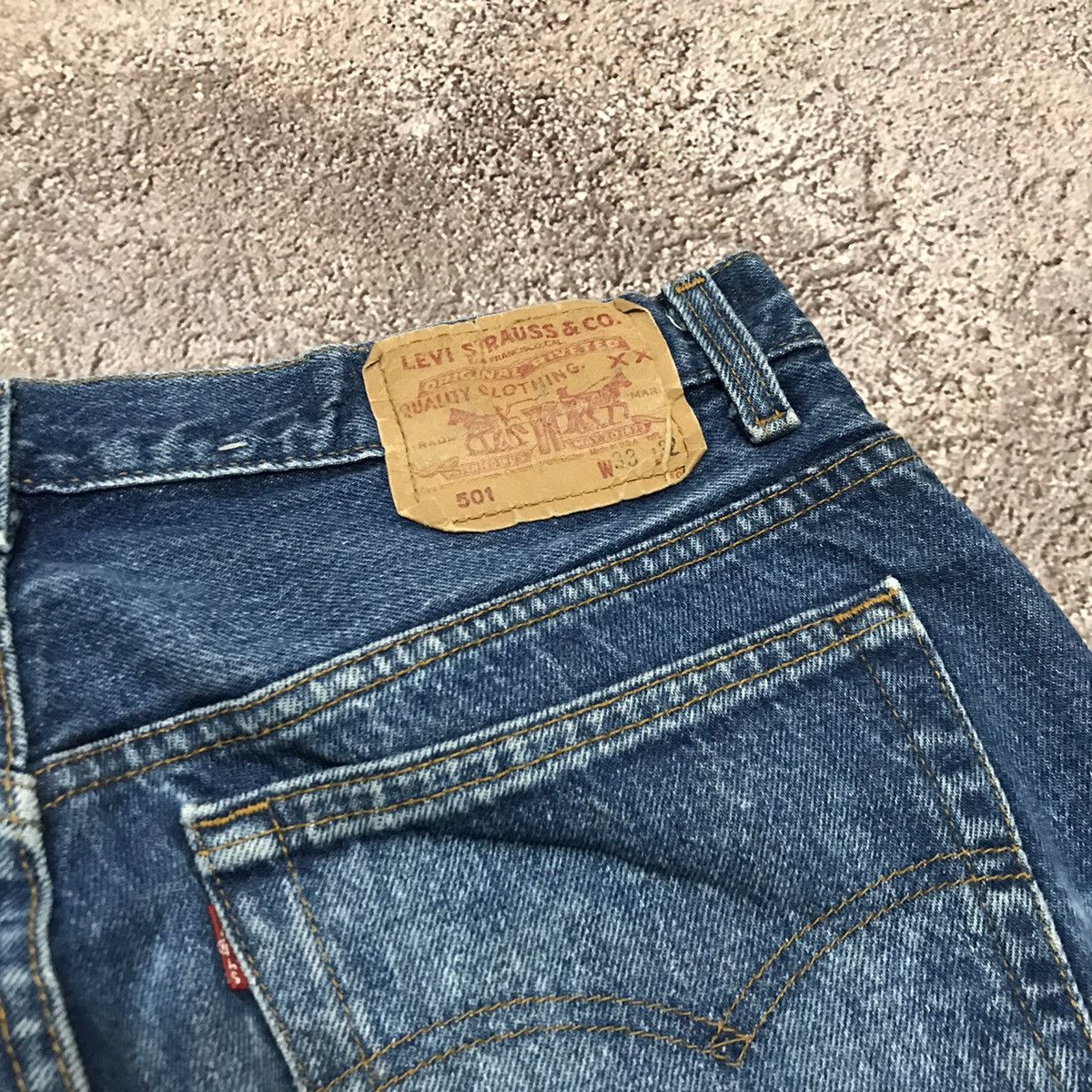 Vintage Vintage 90s Levis Faded Relaxed Fit Jeans Grunge Skate 33 Size US 33 - 7 Thumbnail