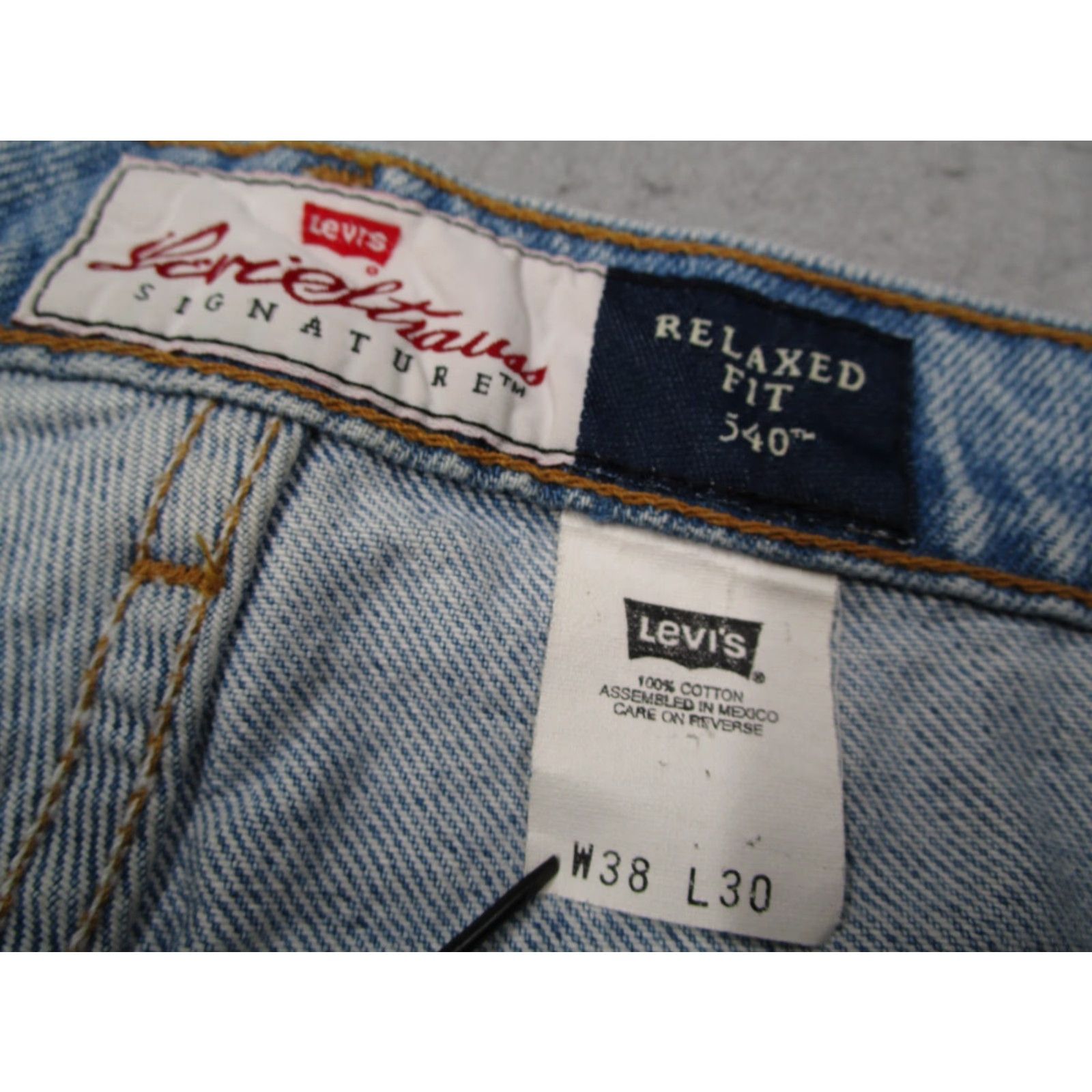 Levi's VINTAGE Levi's Jeans Mens 38 Blue 540 Relaxed Fit Denim Made in Mexico 38x30 Size US 38 / EU 54 - 3 Thumbnail
