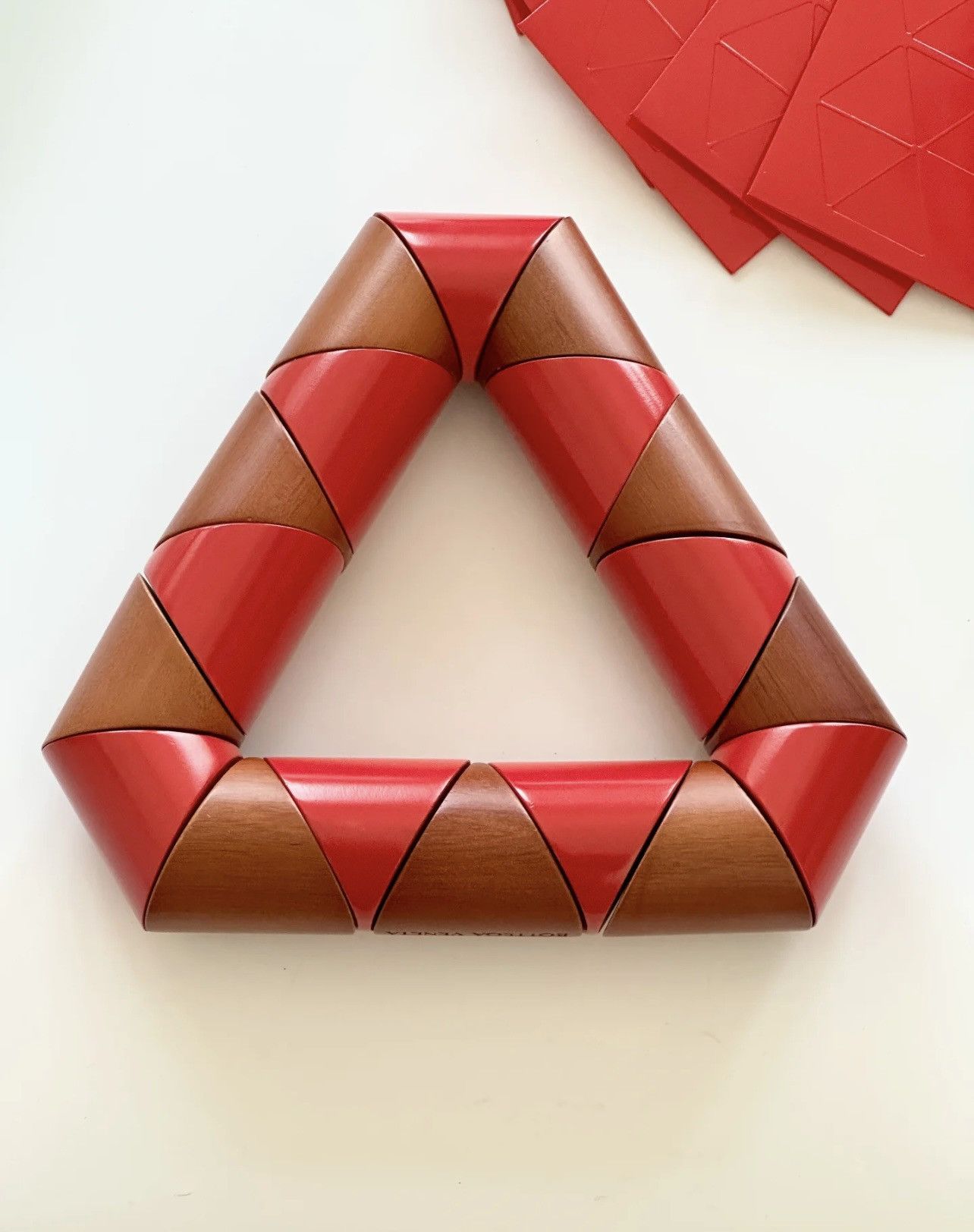 Bottega Veneta 🐍 Bottega Veneta wooden snake home decor Size ONE SIZE - 3 Thumbnail