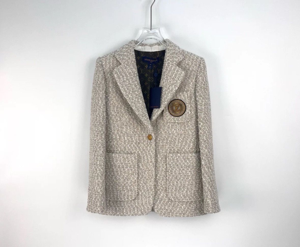 Louis Vuitton Louis Vuitton White small fragrant woven cloth logo suit Size US S / EU 44-46 / 1 - 3 Thumbnail