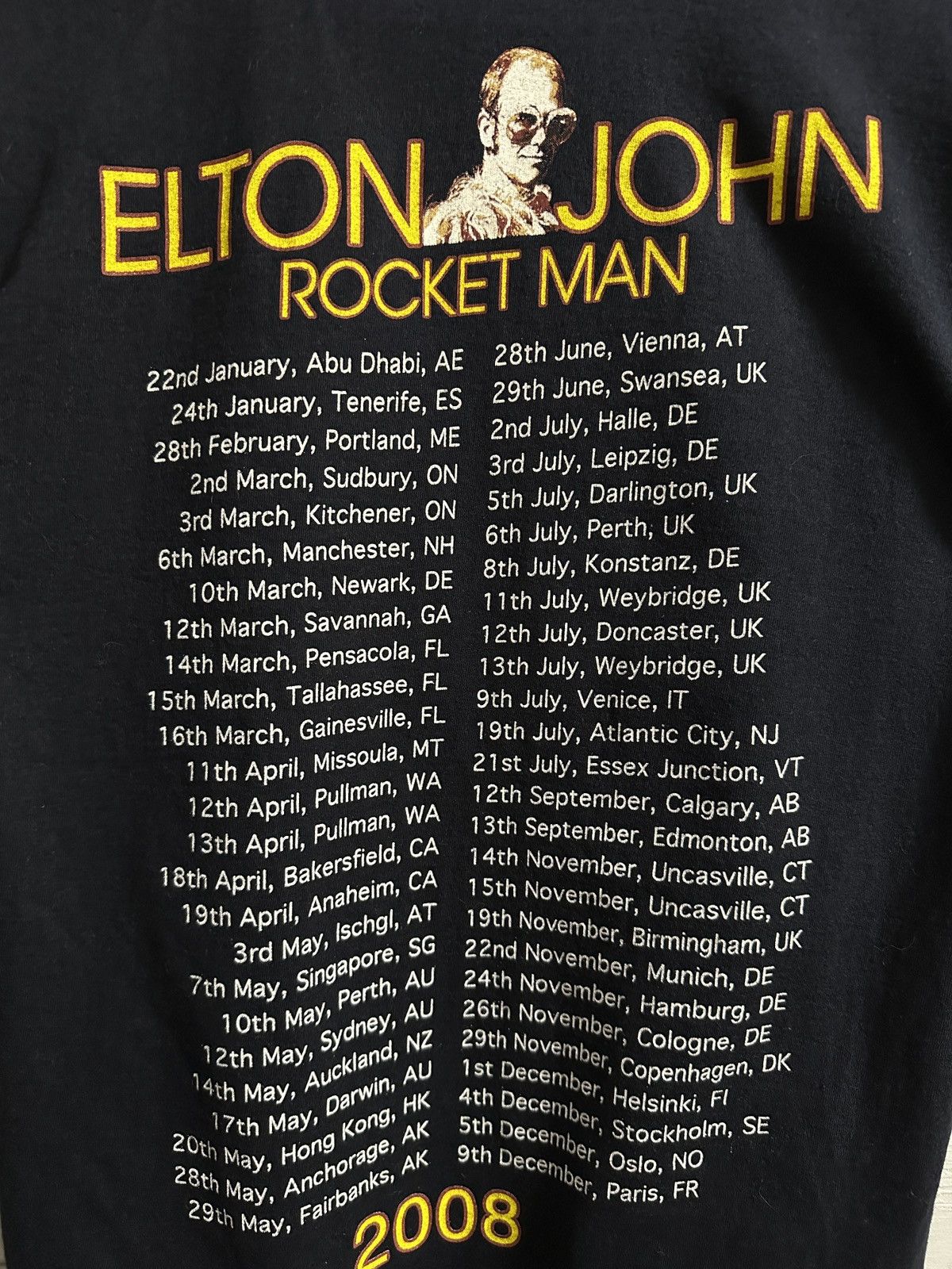Band Tees Rare Vintage T-Shirt Tour Elton John Rocket Man 2008 Size US S / EU 44-46 / 1 - 7 Thumbnail
